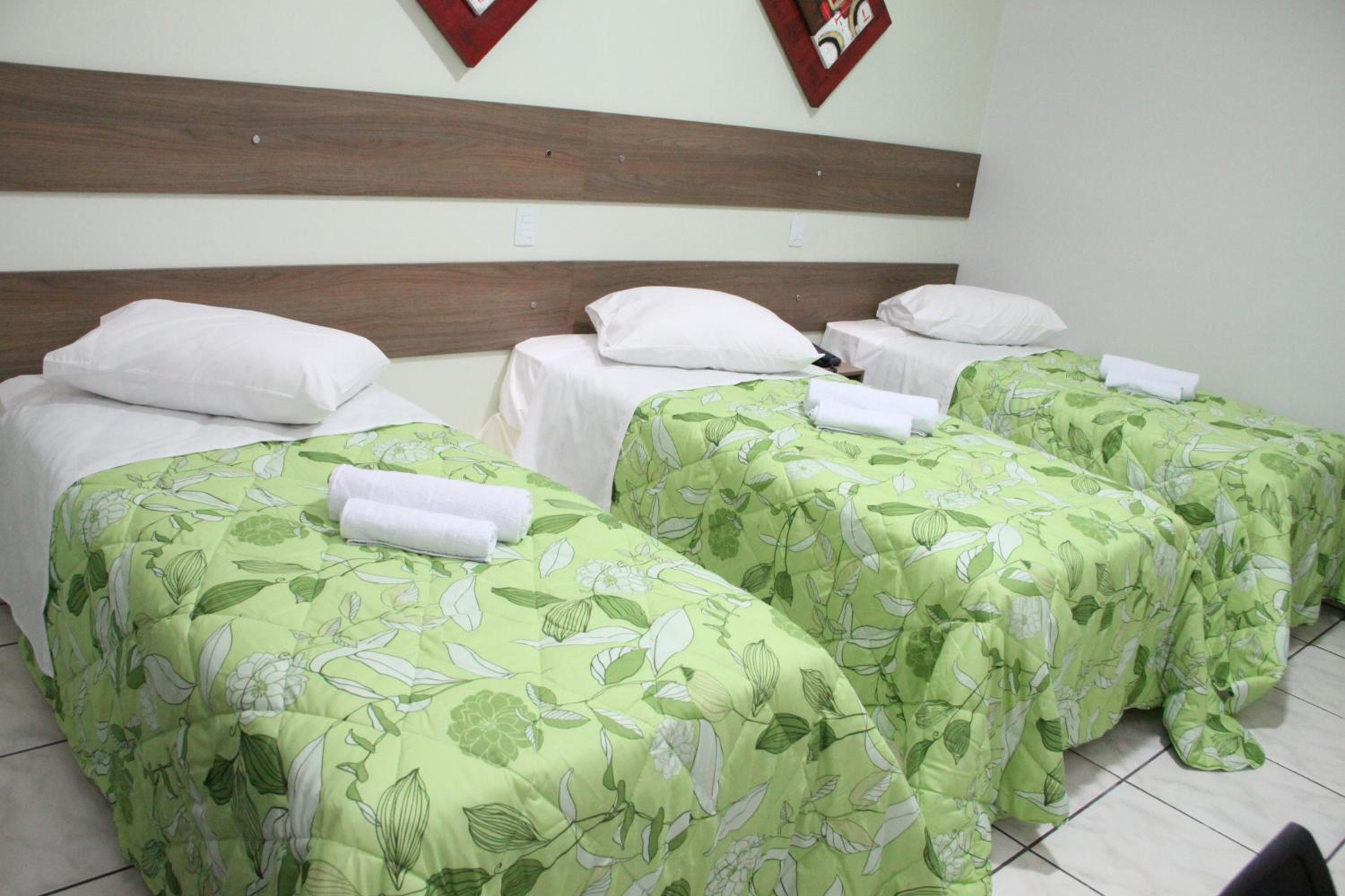 Standard Triple Room - Photo 2