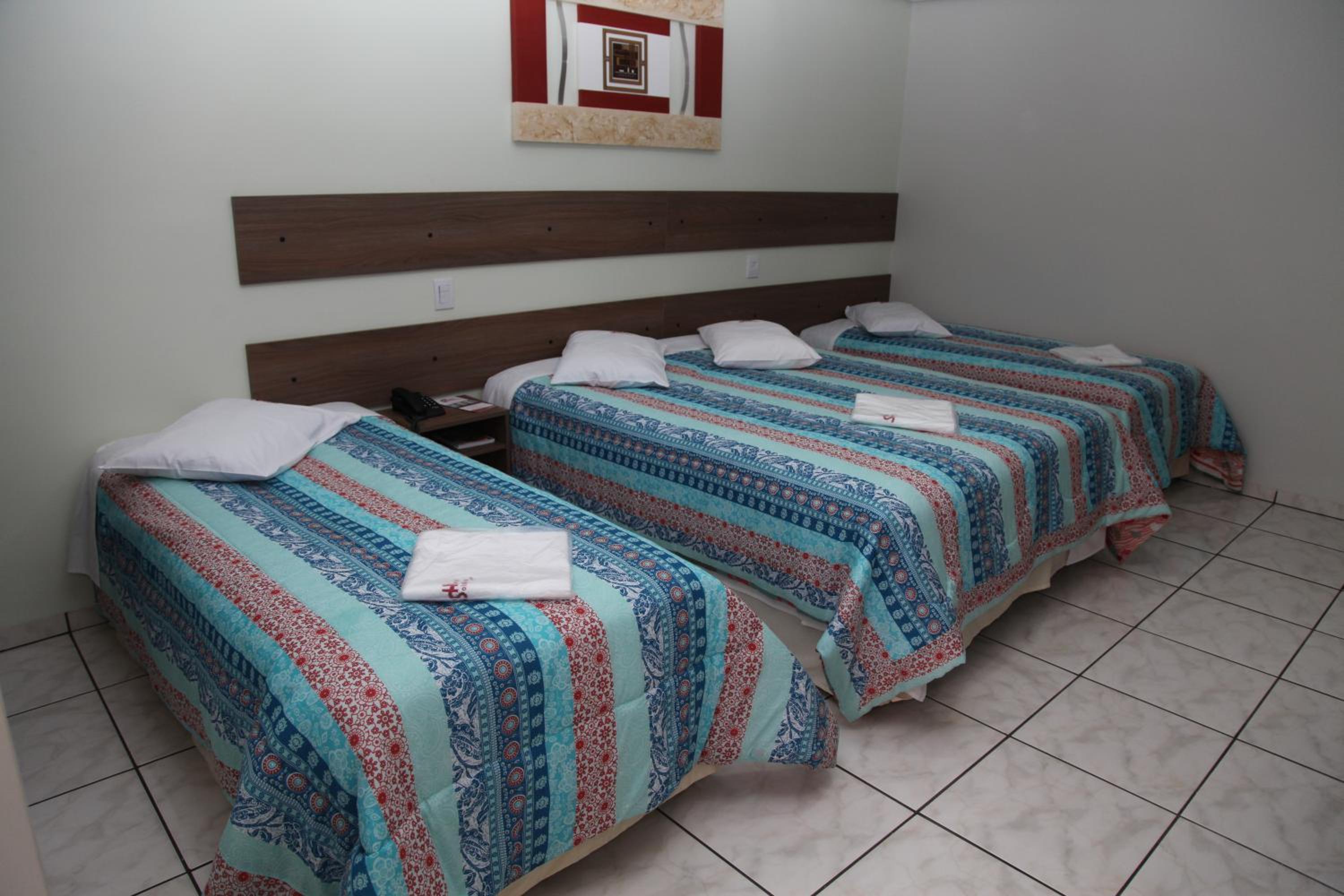 Quadruple Room - Photo 2