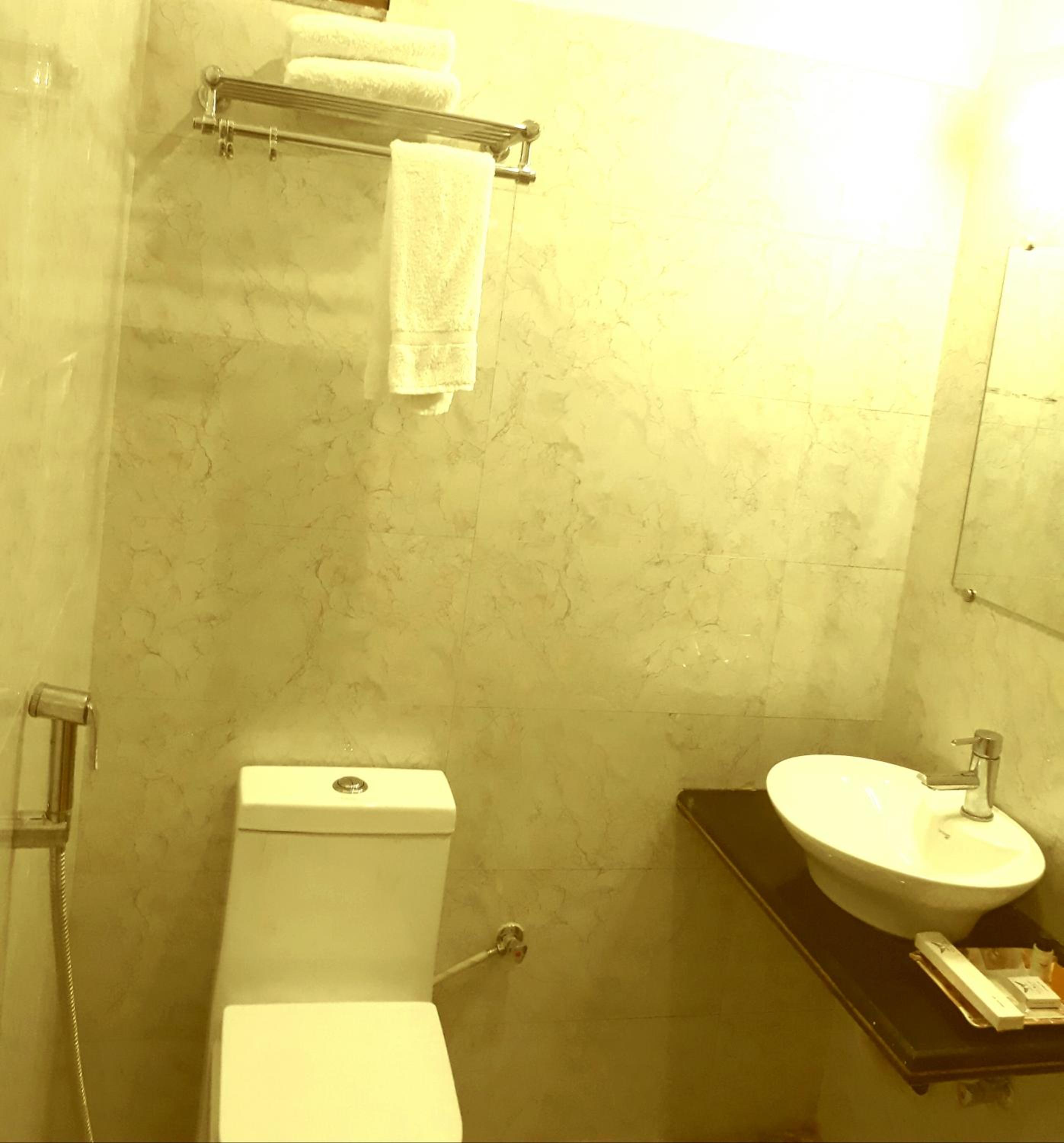 Deluxe Twin Room - Photo 6