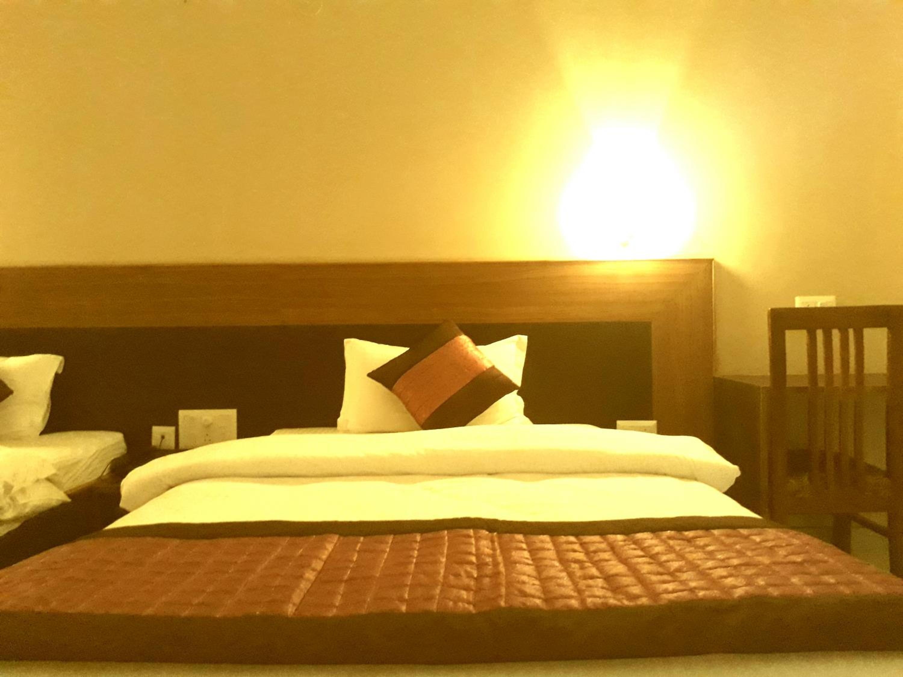 Deluxe Twin Room - Photo 2