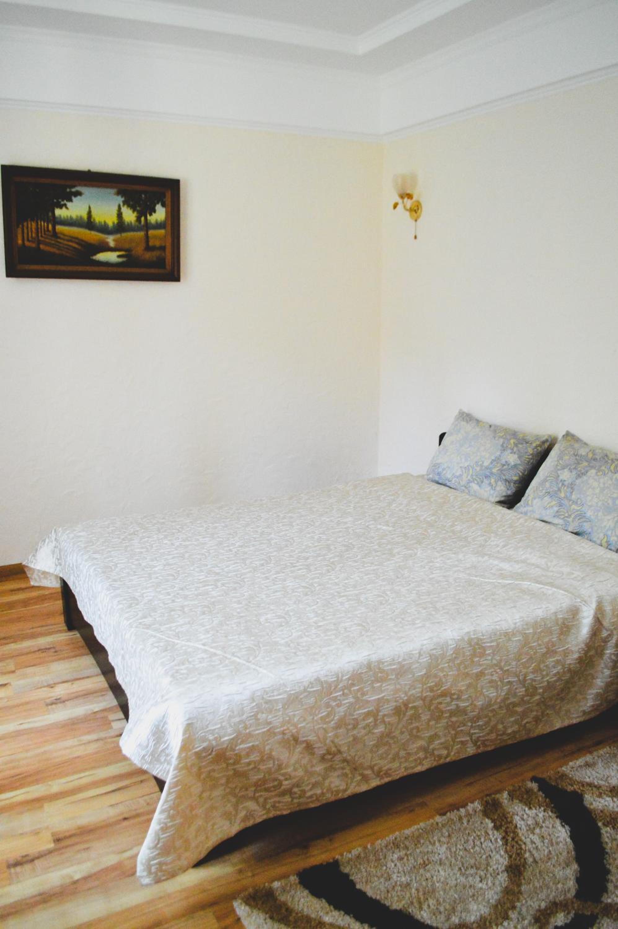 Family Room photo 2