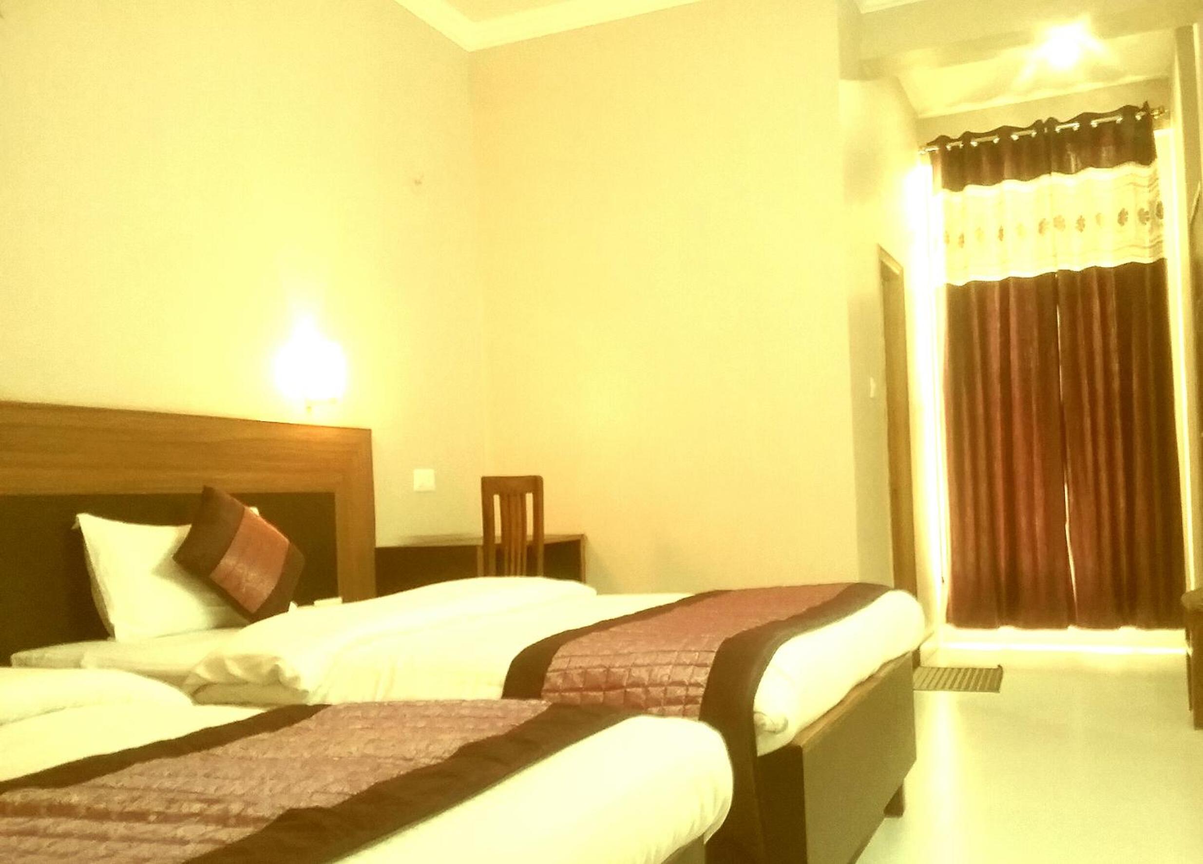 Deluxe Double Room photo 3