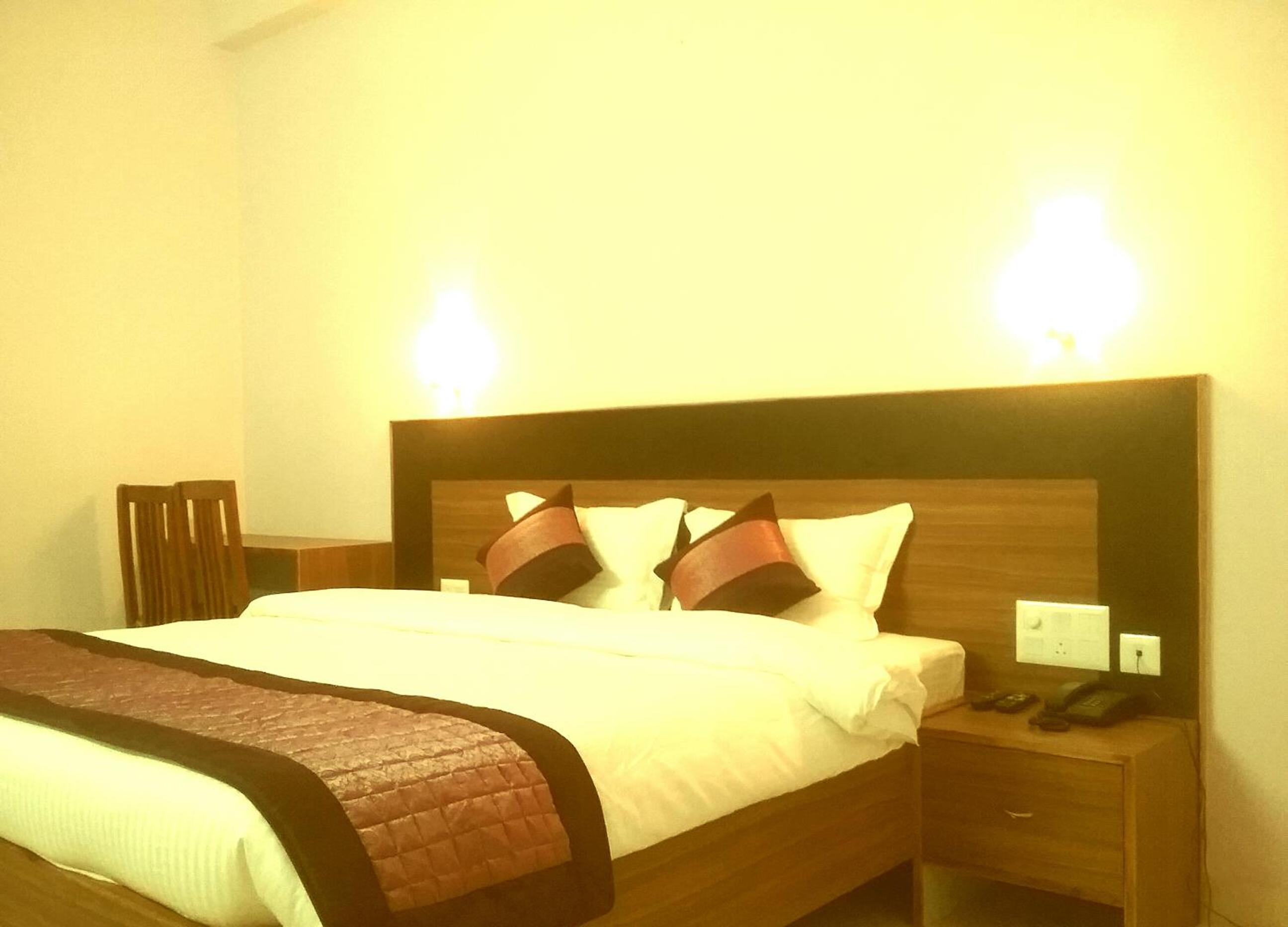 Deluxe Family Room - Photo 9
