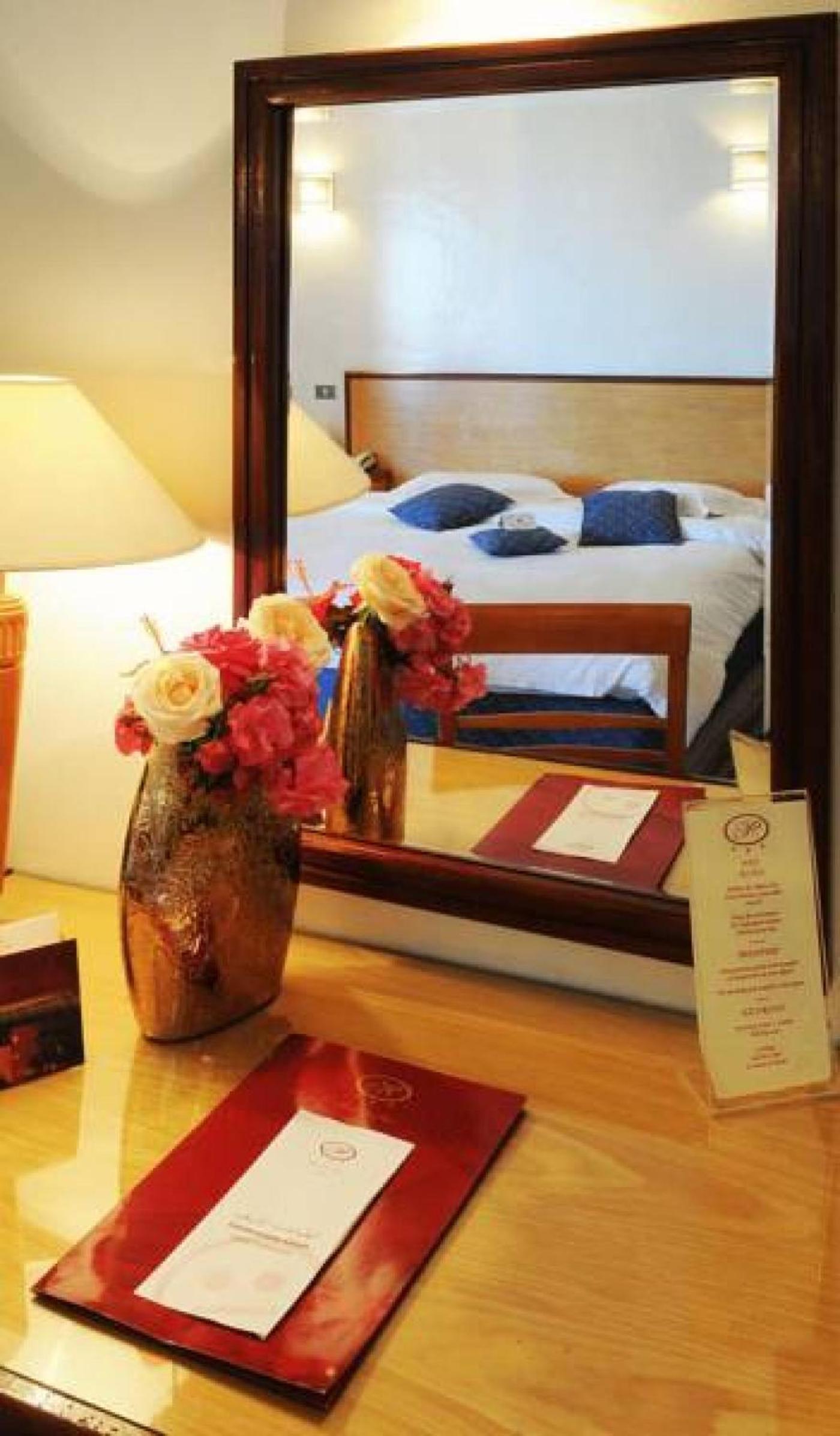 Double Room - Photo 2