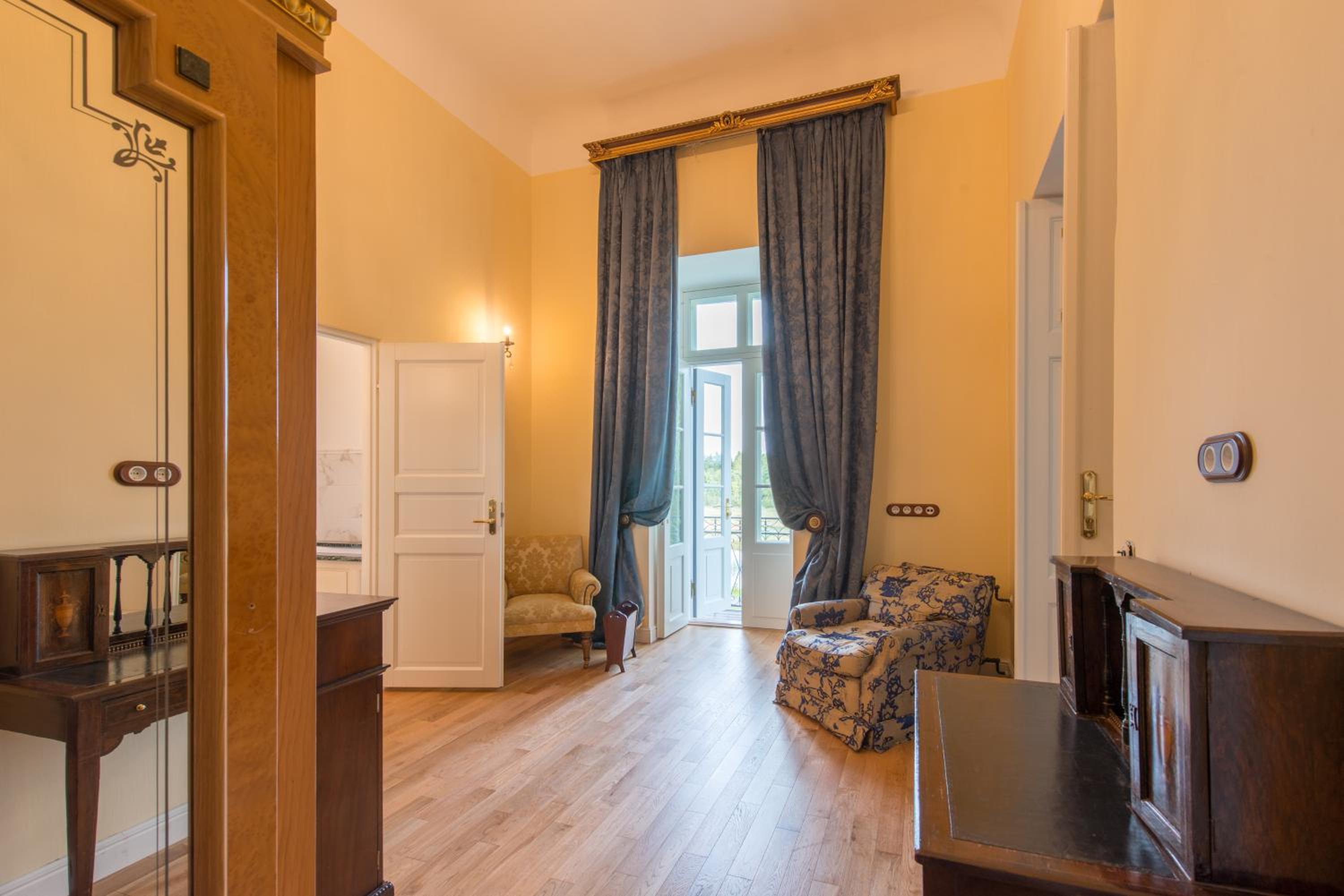 Suite with Balcony