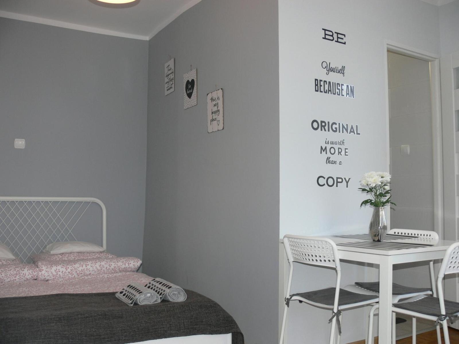 Double Room with Private Bathroom photo 1