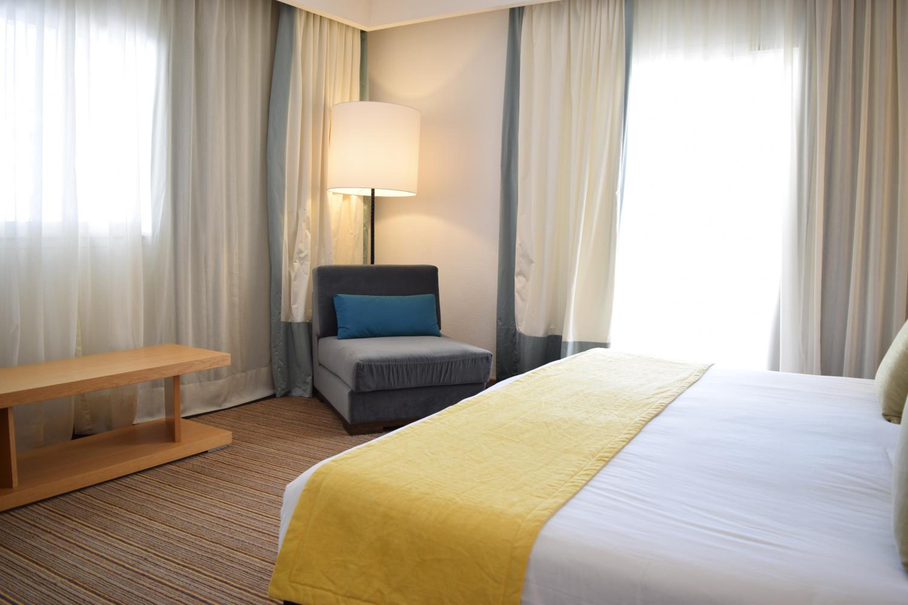Junior Suite with Sea View - Photo 1