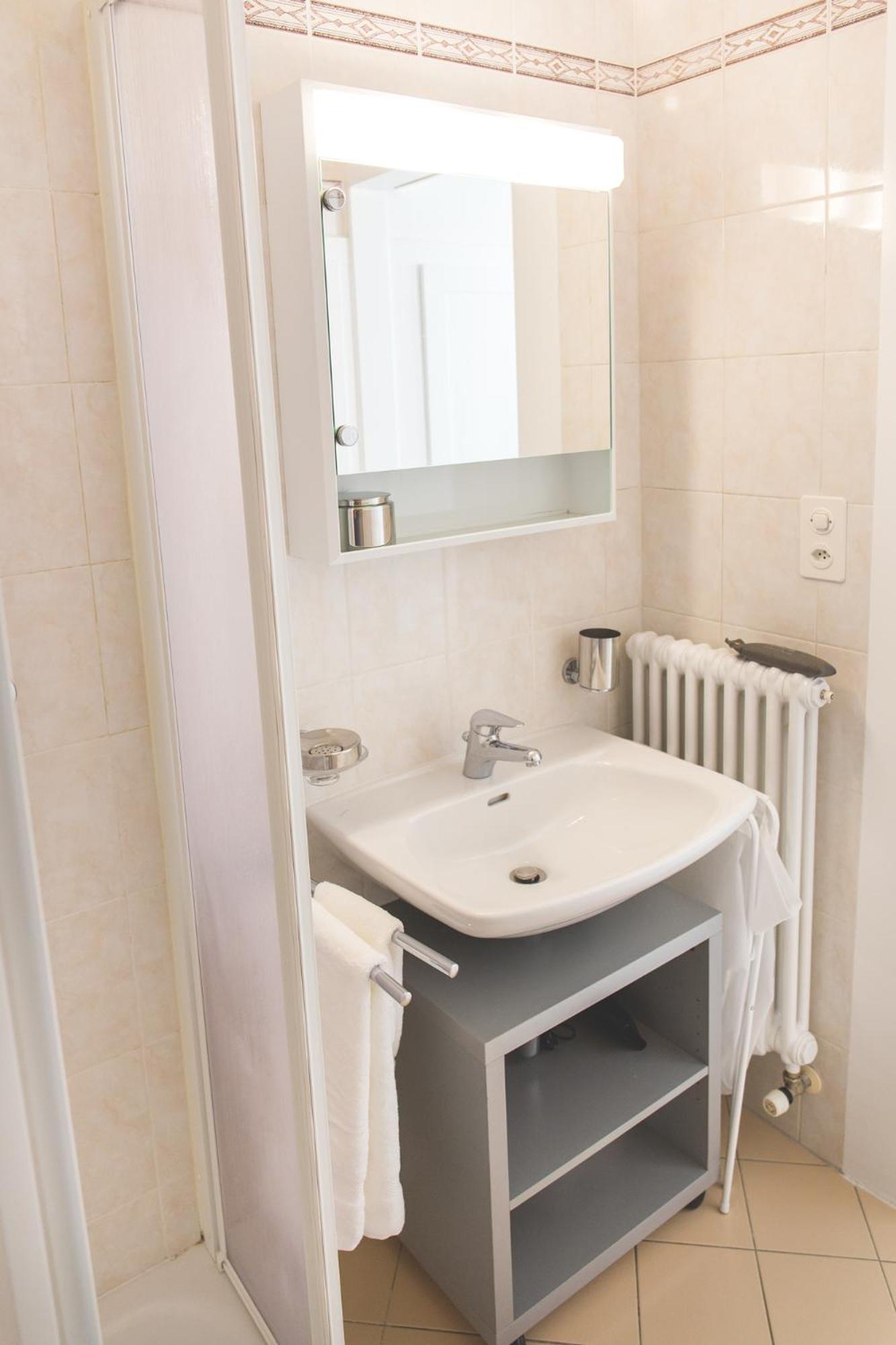 Apartment - Photo 12