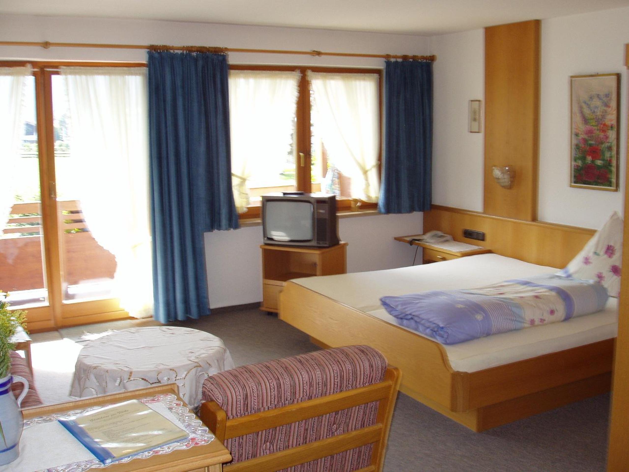 Studio Apartment with South-Facing Balcony photo 1