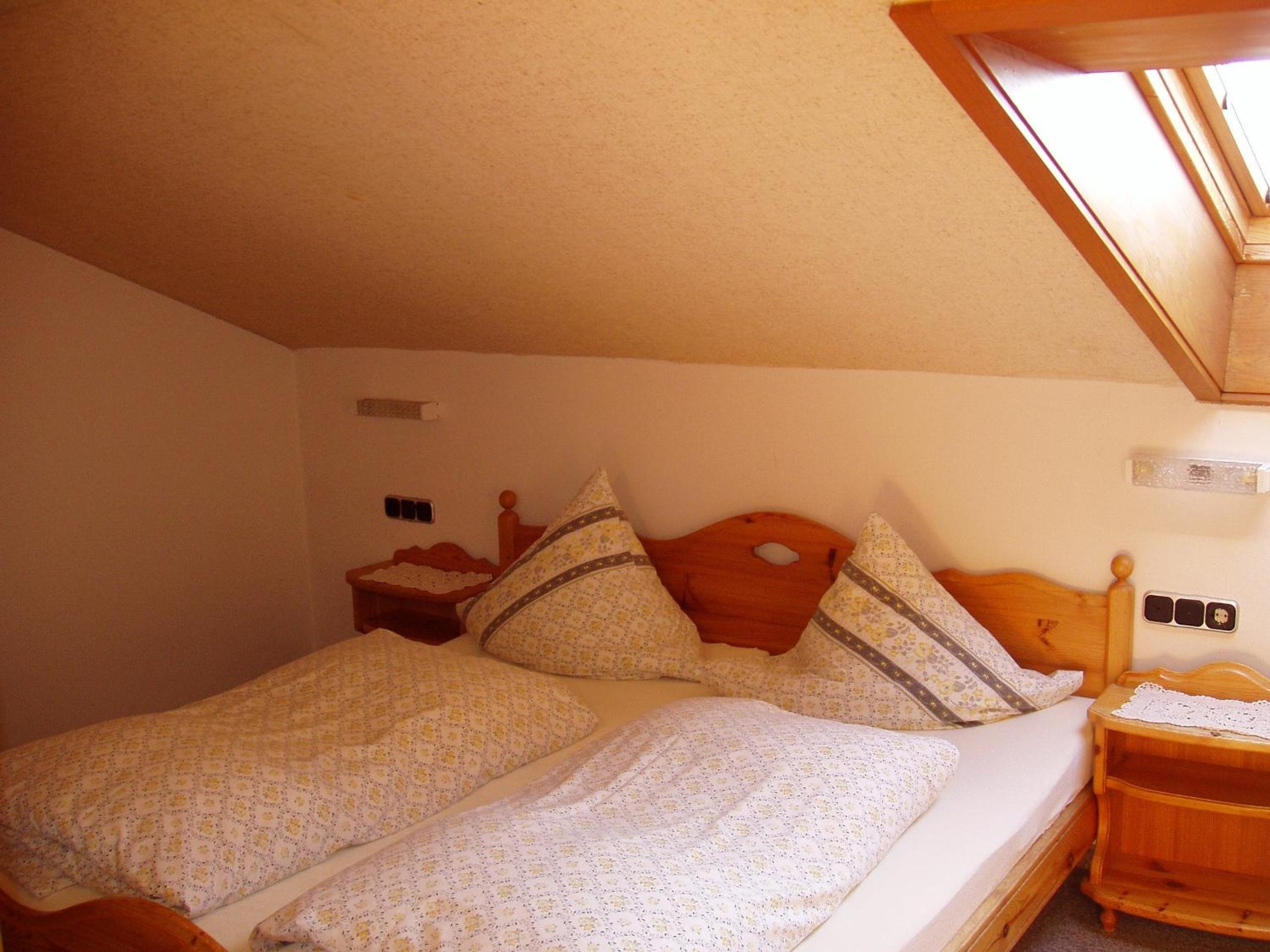 One-Bedroom Apartment with Terrace - Attic photo 1