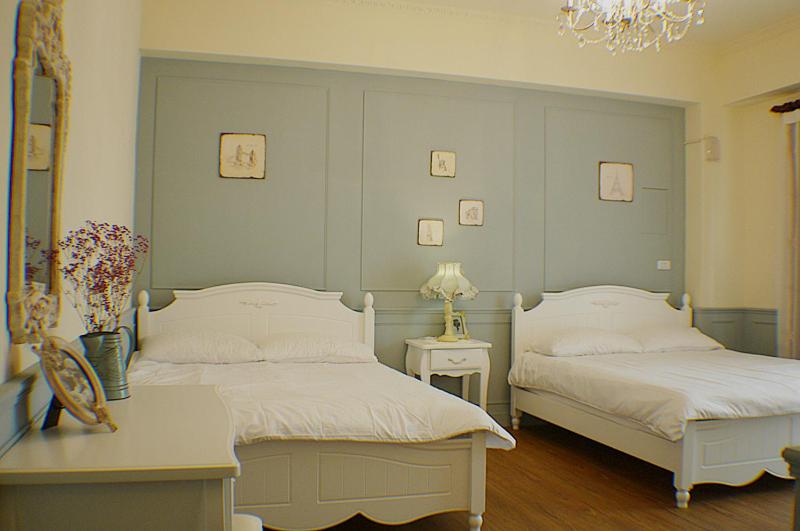 Quadruple Room With Private Bathroom photo 1