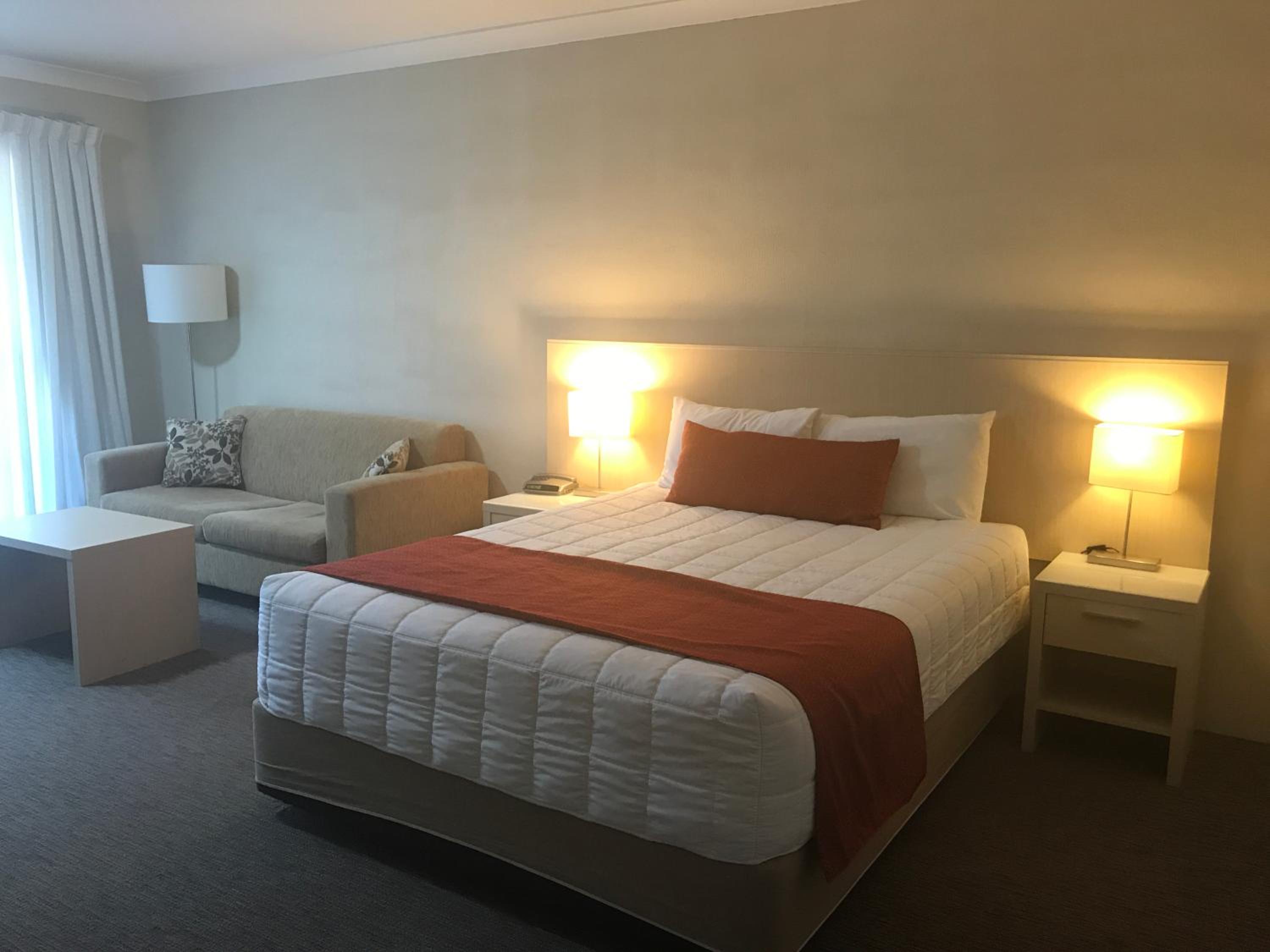 Queen Room - Photo 1