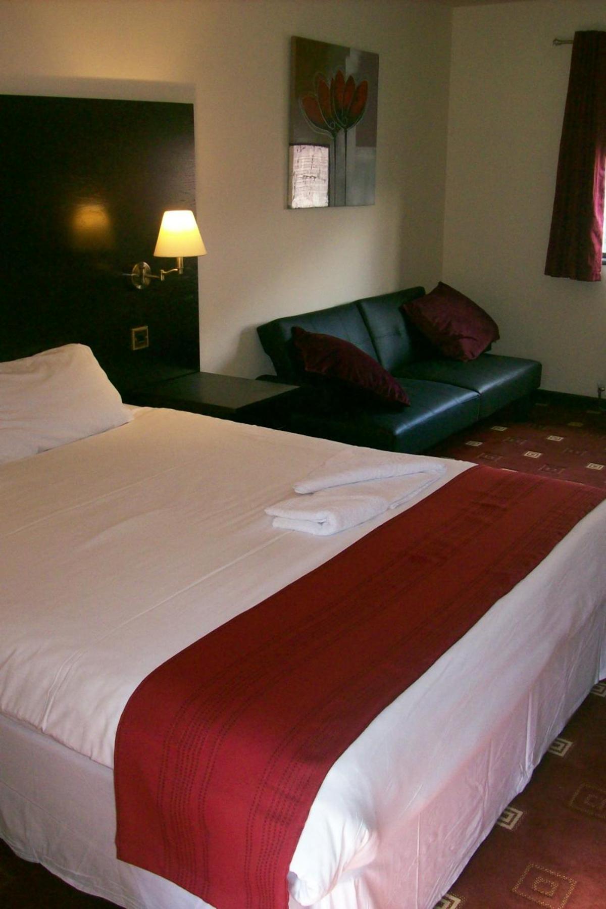 Family Room - Photo 1