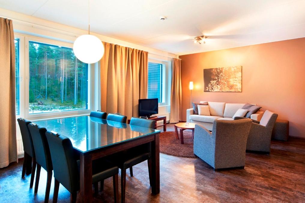 Large Two-Bedroom Apartment with Sauna