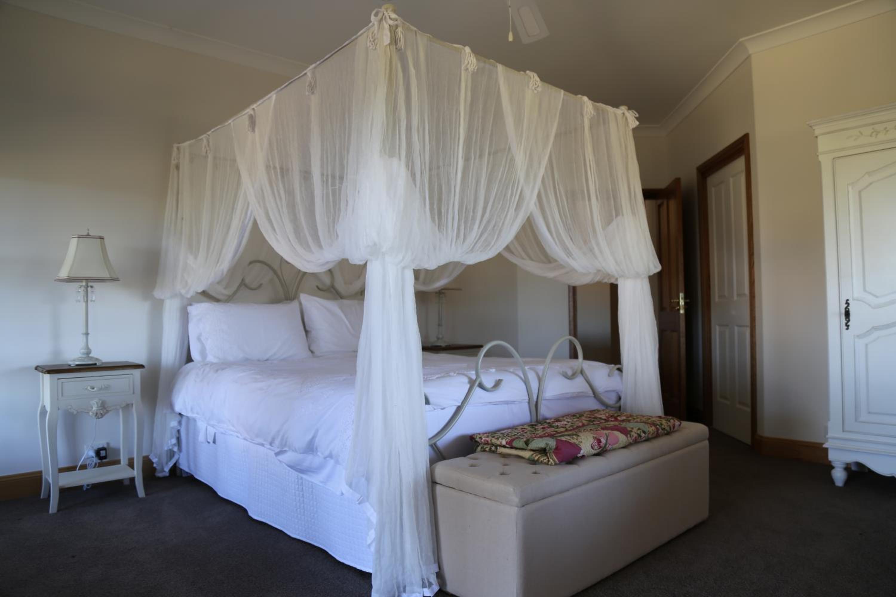 Double Room with Spa Bath photo 1