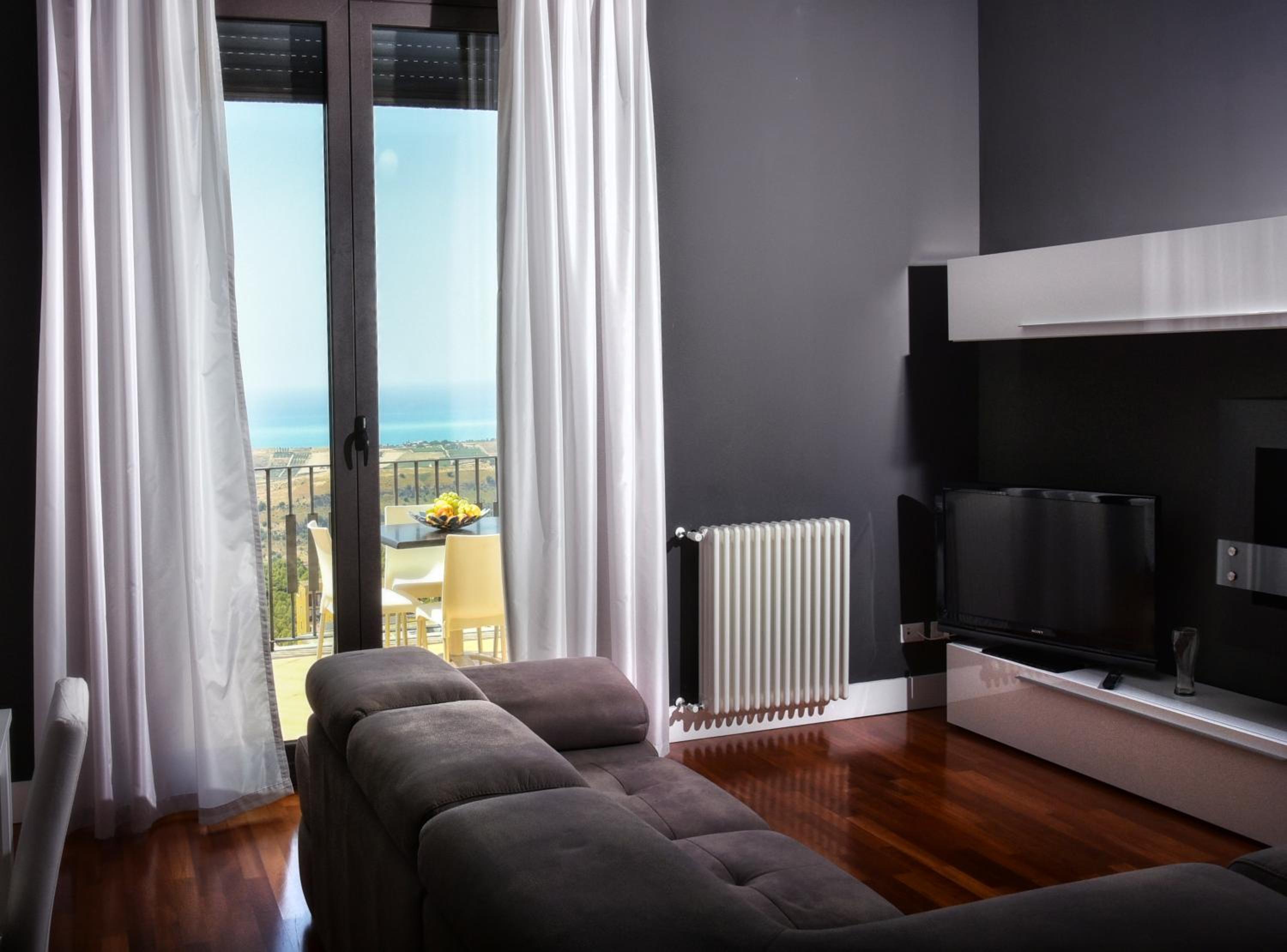 Two-Bedroom Depandance - Separate Building - Photo 8