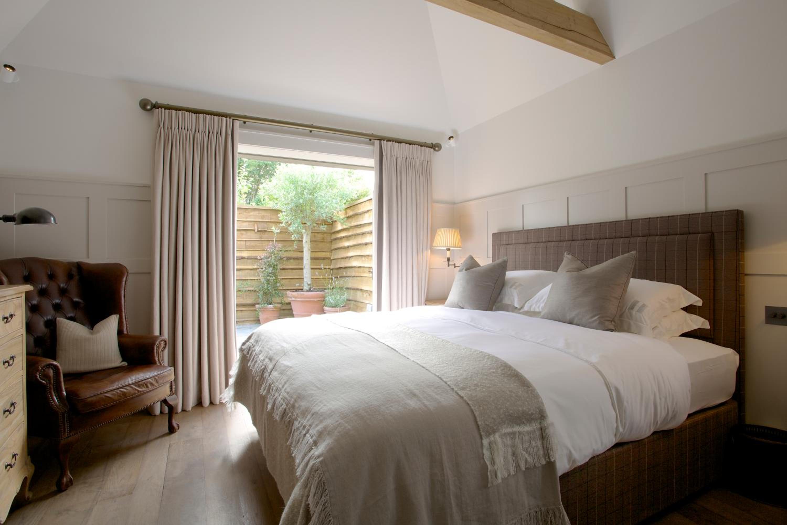 Deluxe Double Room with Patio photo 1