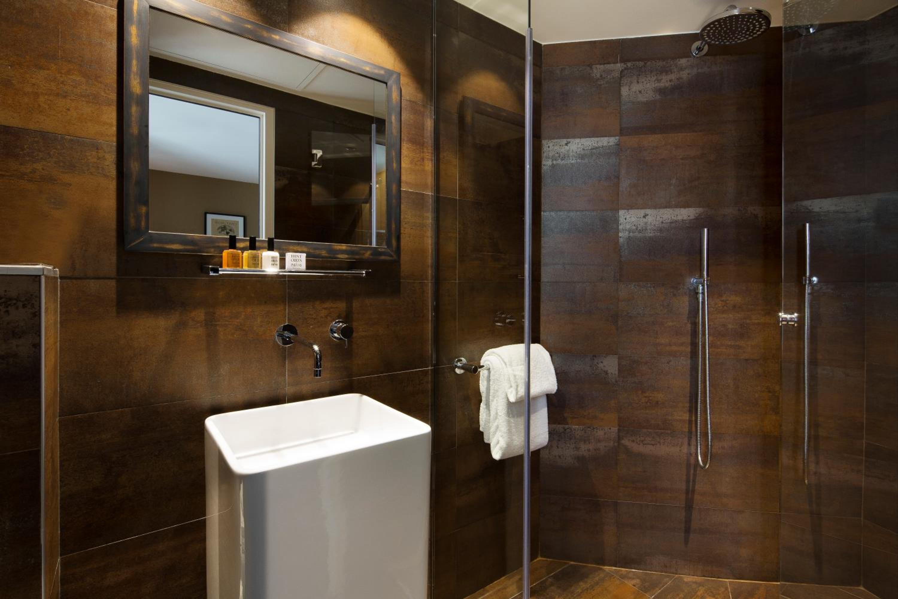 Two Adjoining Double Rooms