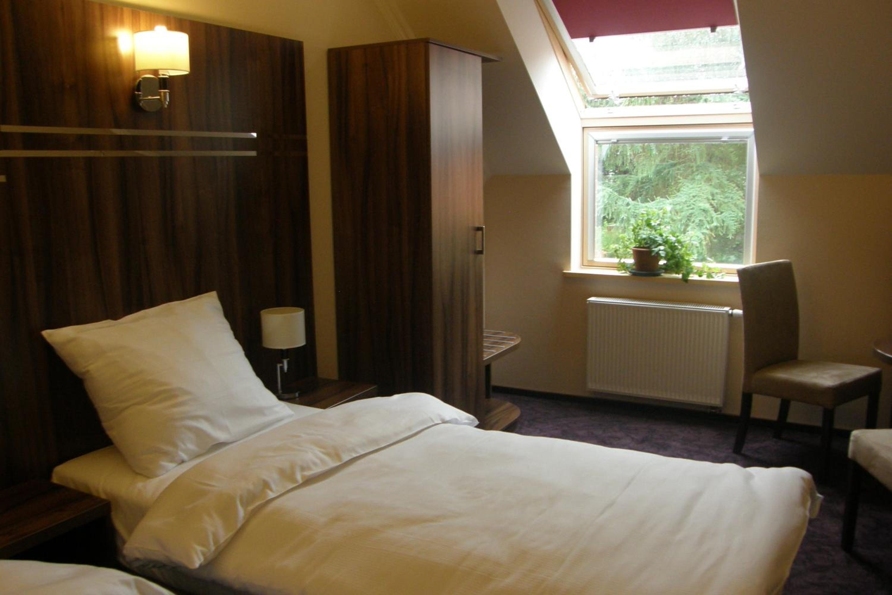 Double or Twin Room - Photo 1
