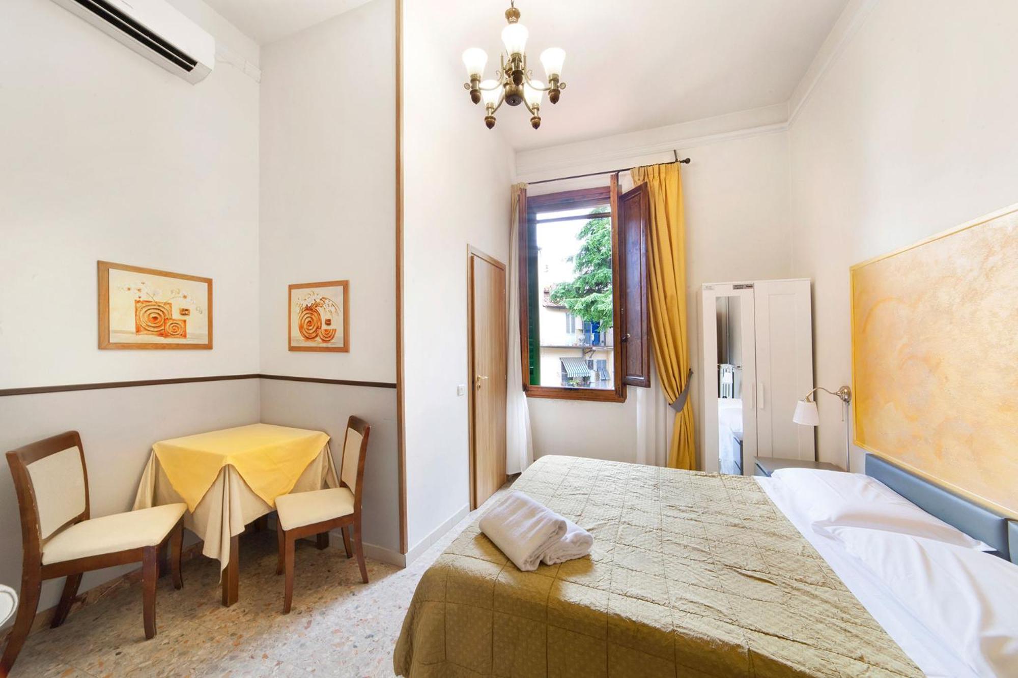 Double or Twin Room photo 2