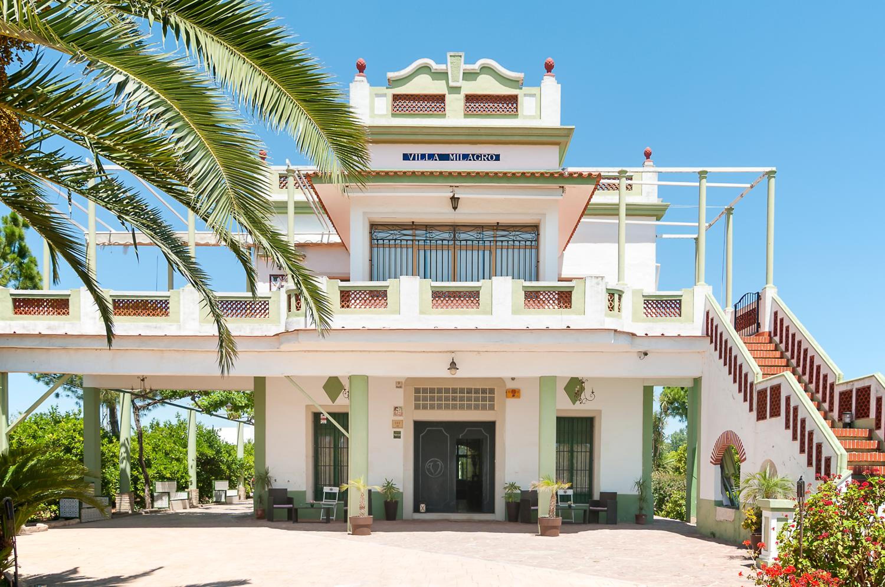 Villa photo 2