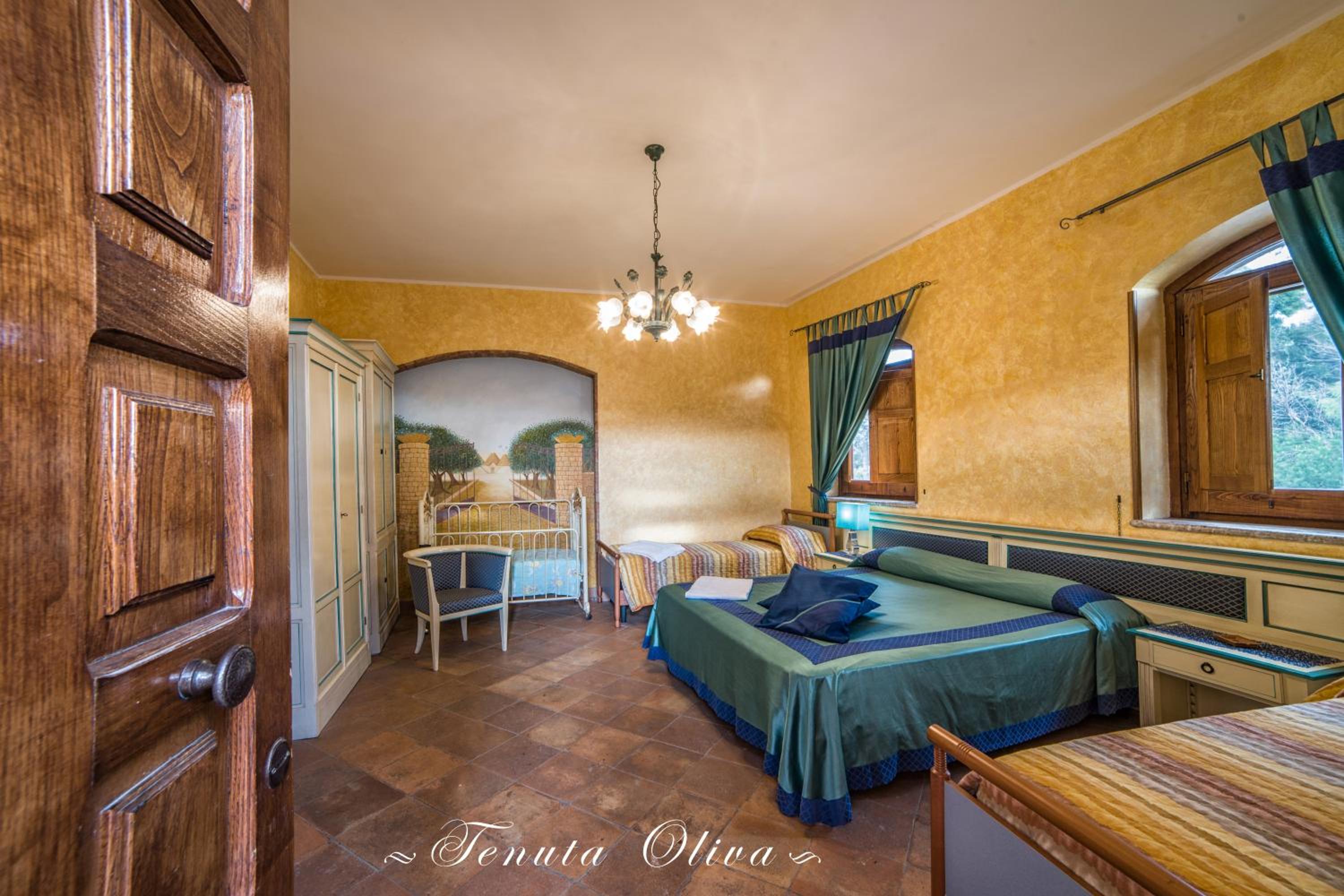 Deluxe Double or Twin Room photo 1