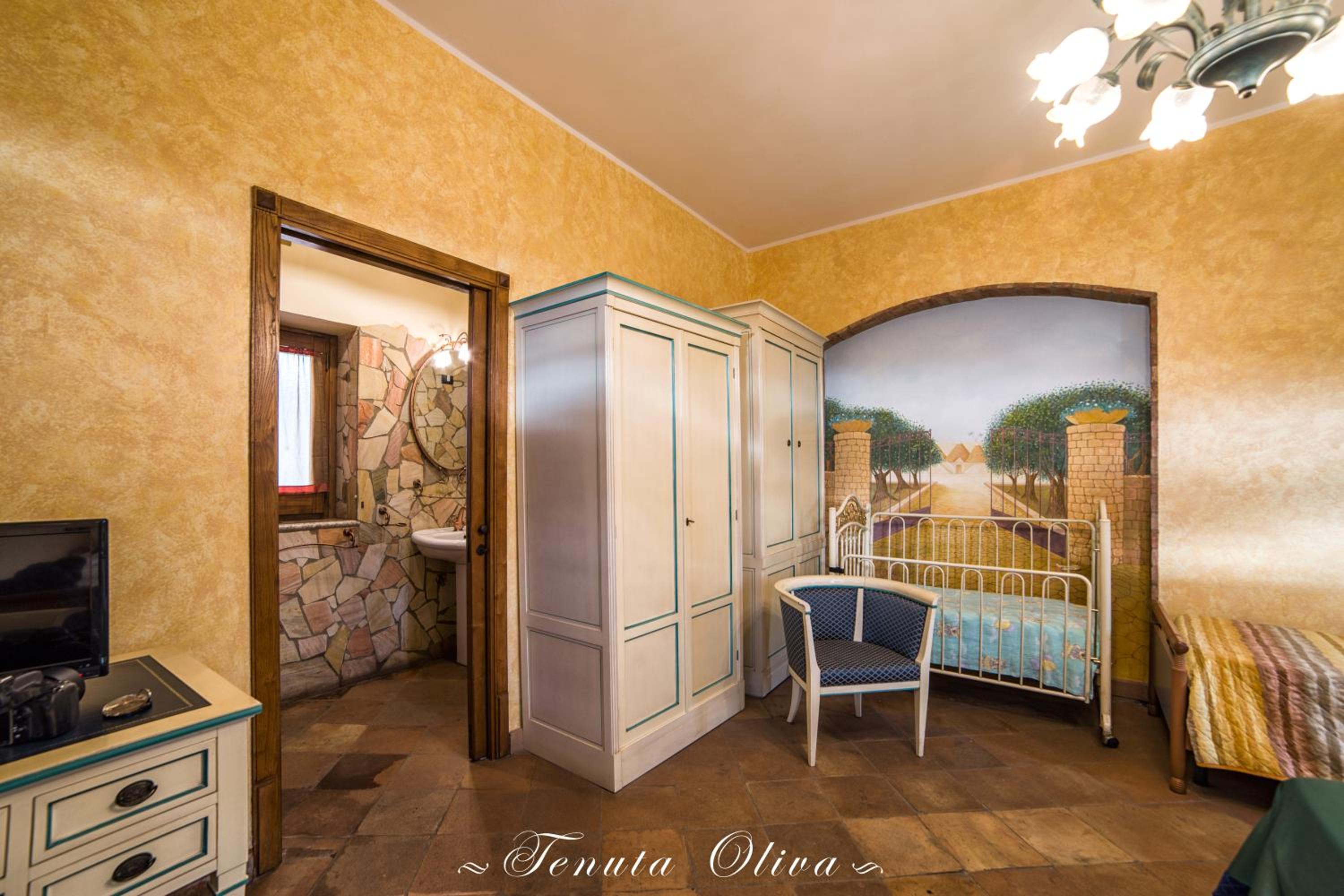 Deluxe Double or Twin Room photo 2