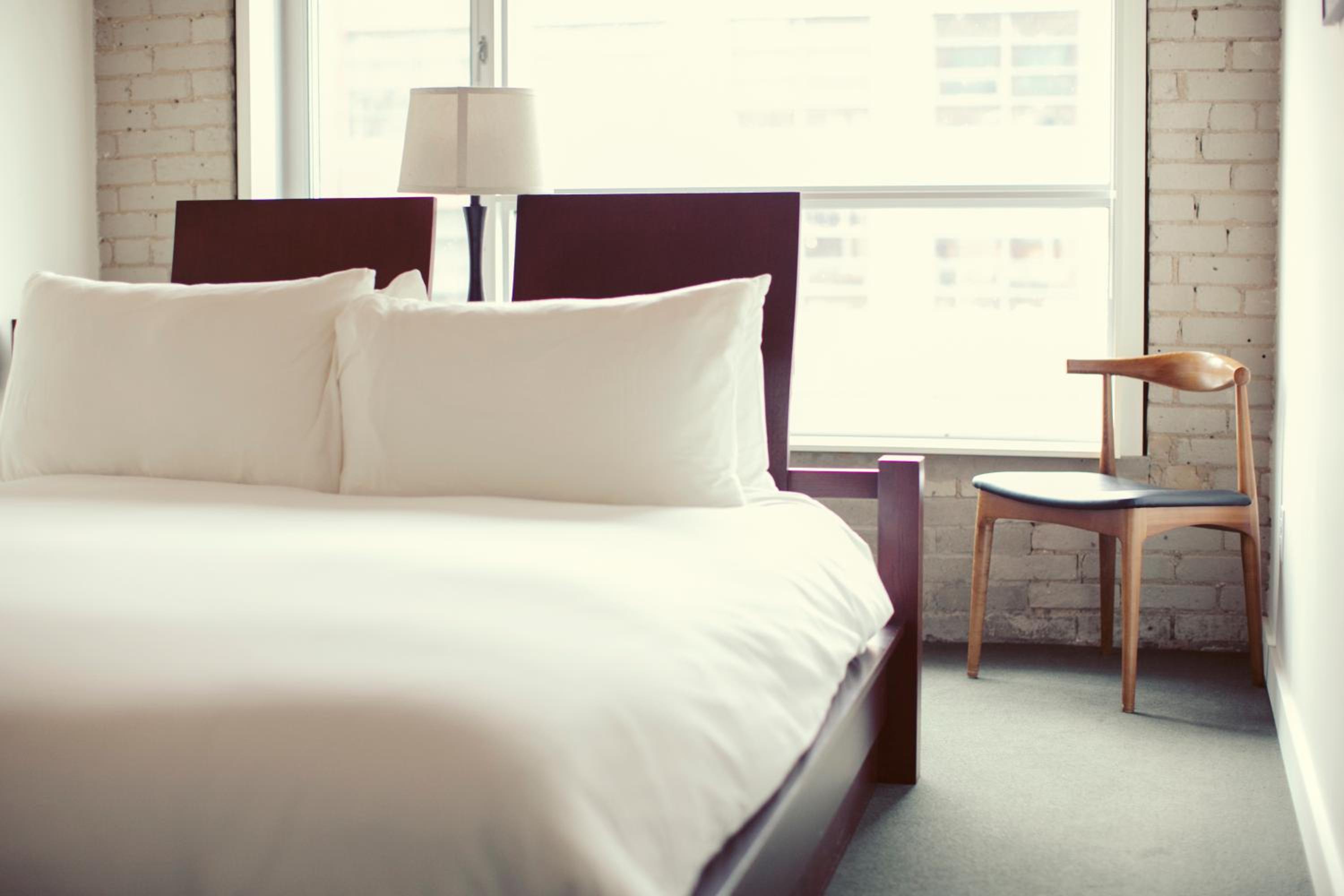 Standard Queen Room - Photo 4