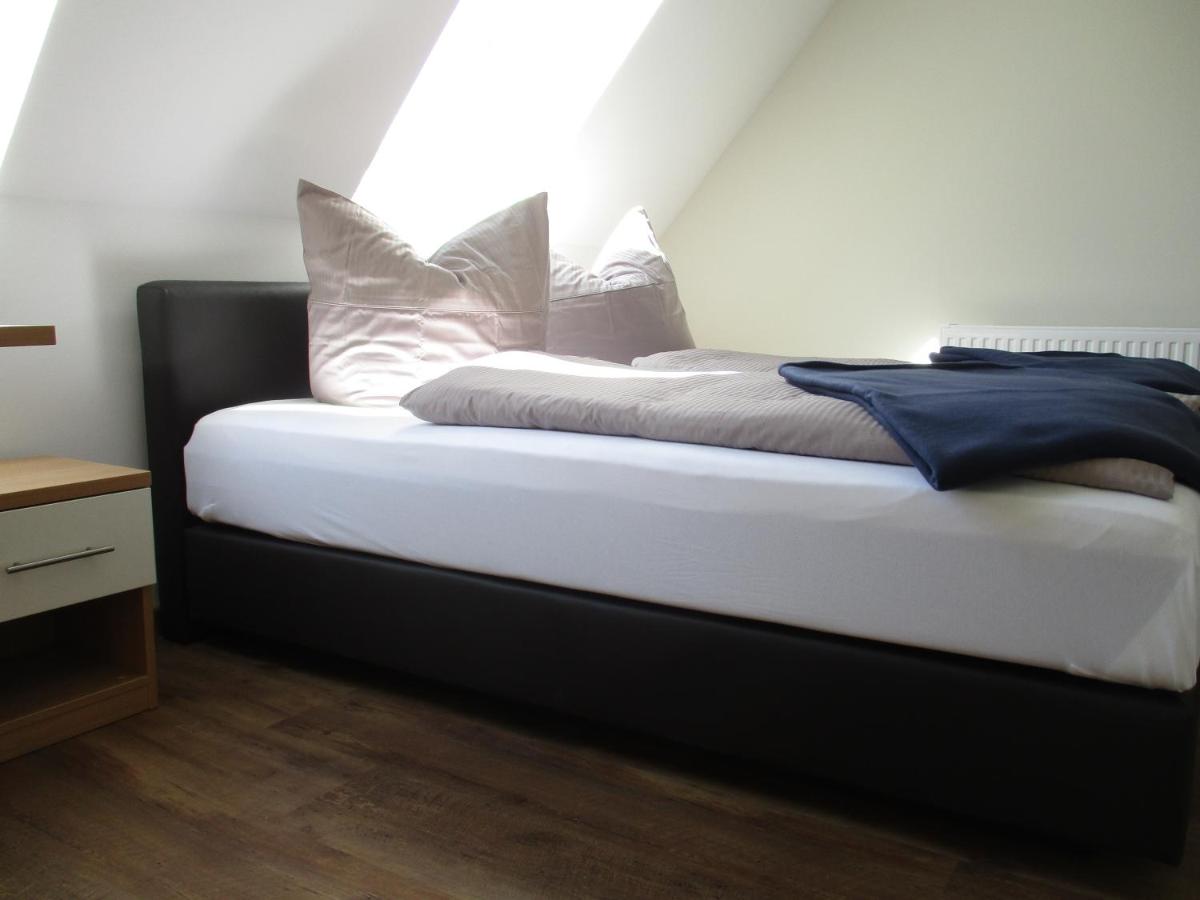 Standard Double Room photo 3
