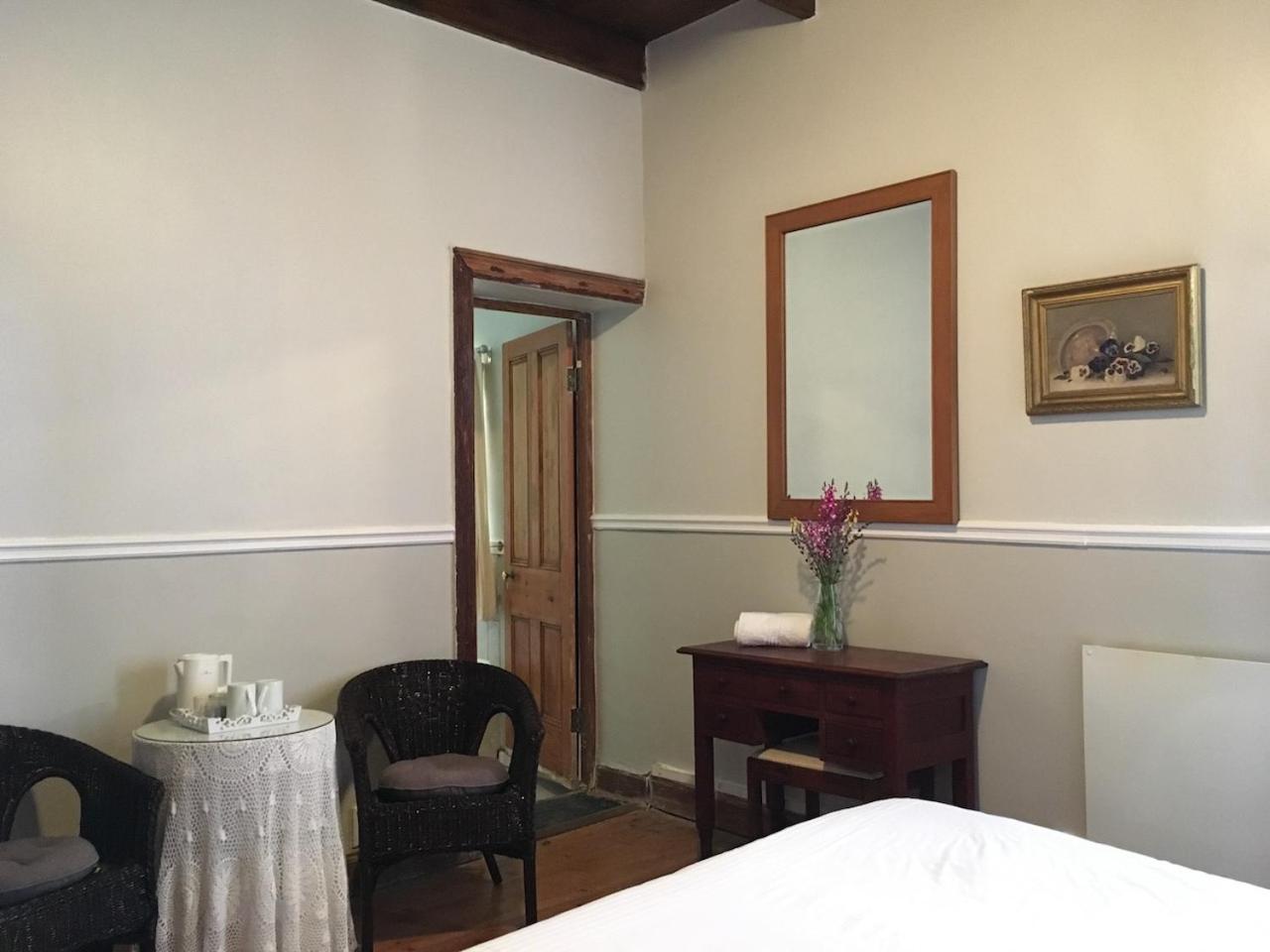 Double Room with Spa Bath photo 3