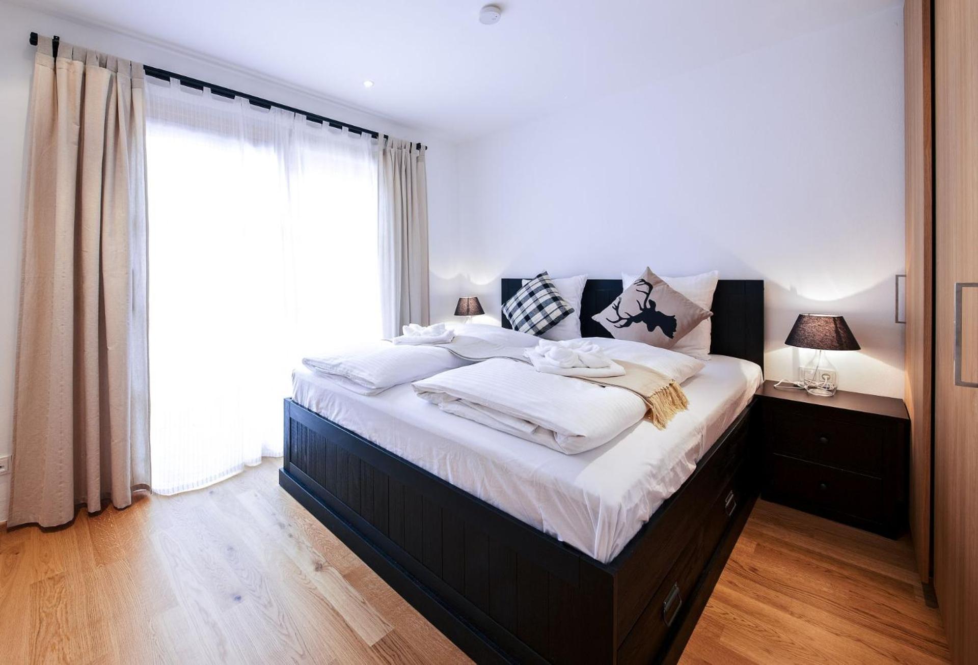 Two-Bedroom Apartment with Balcony or Terrace photo 2
