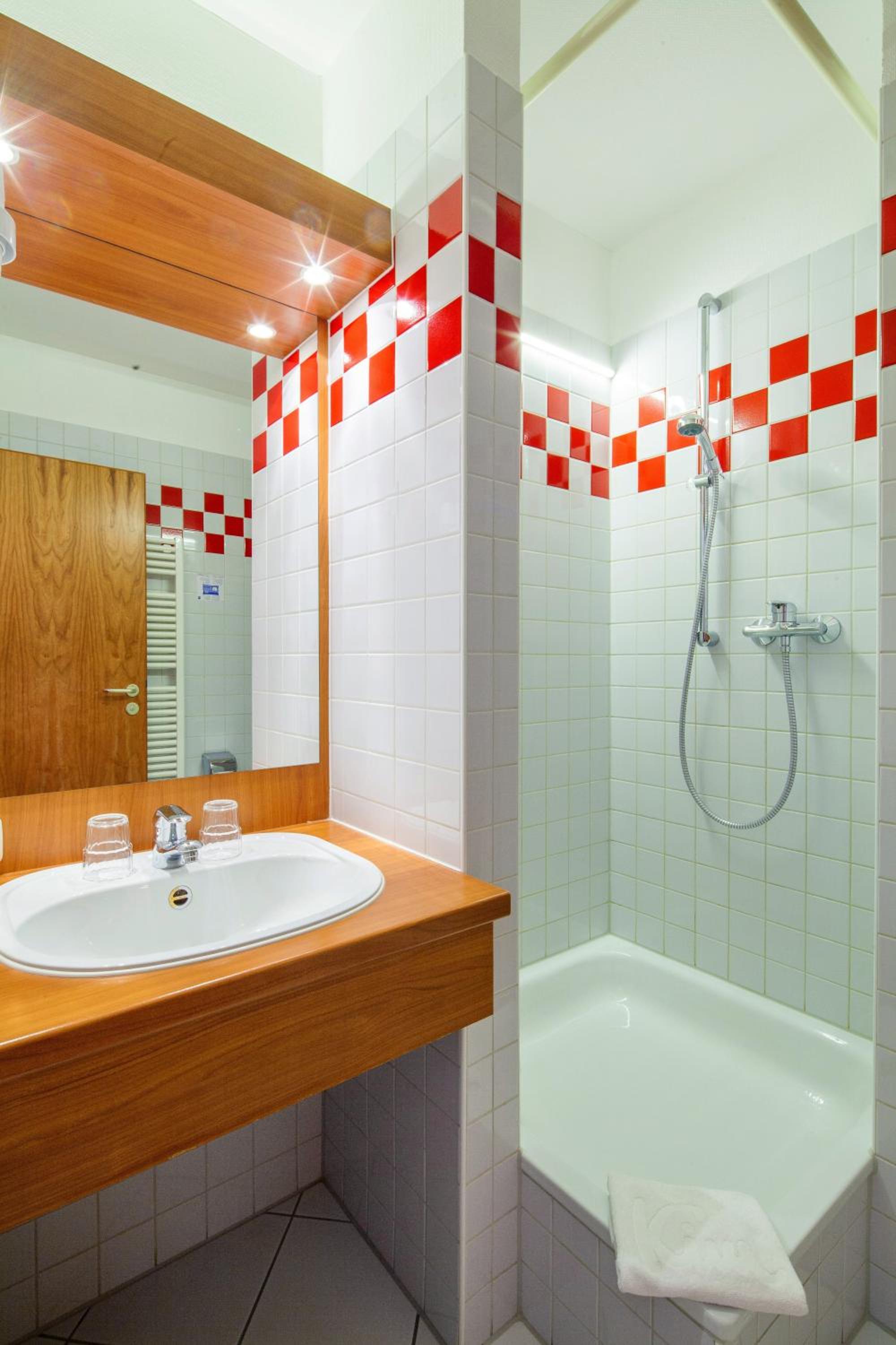 Triple Room - Photo 2