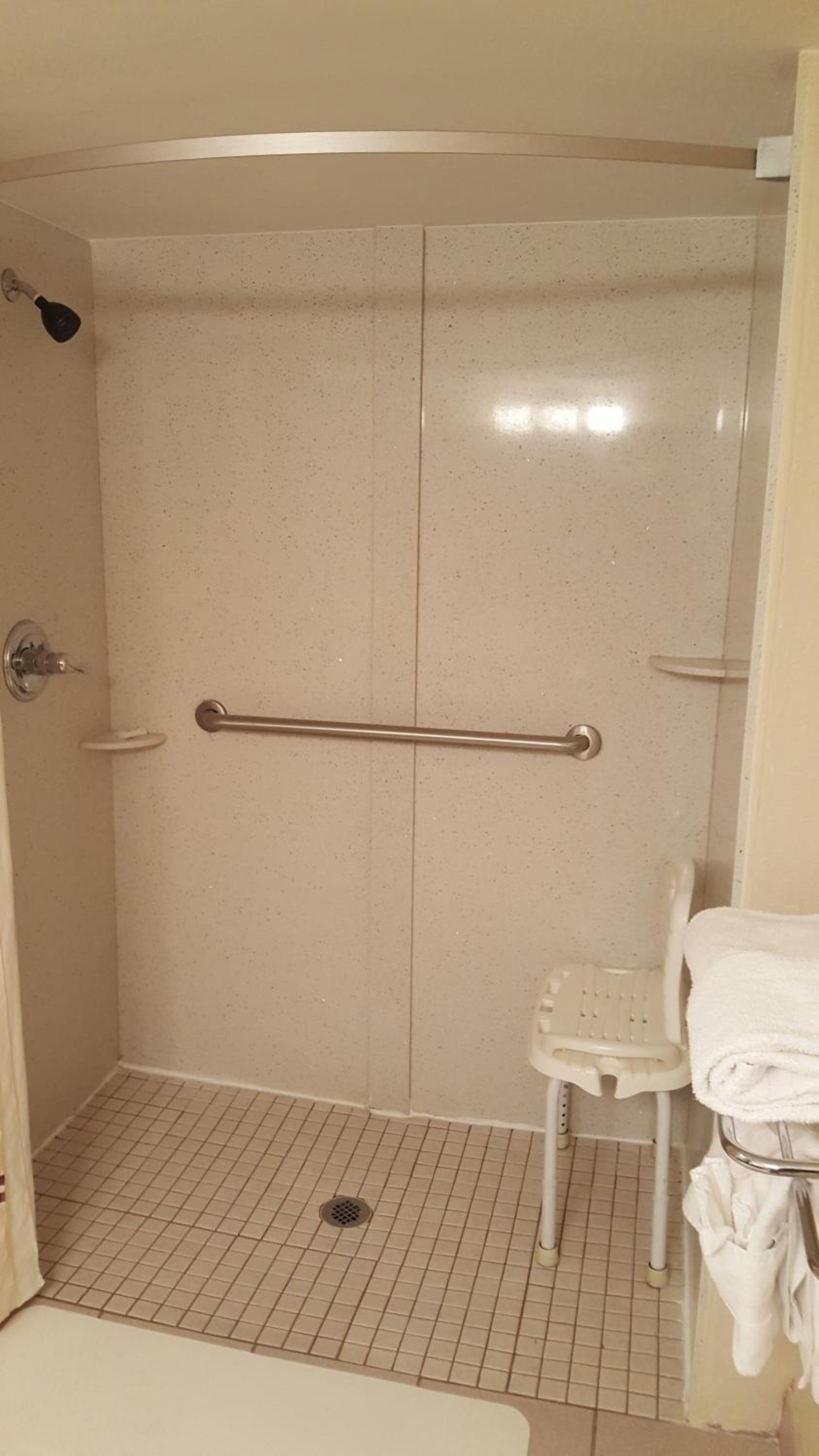King Suite With Roll-In Shower - Disability Access