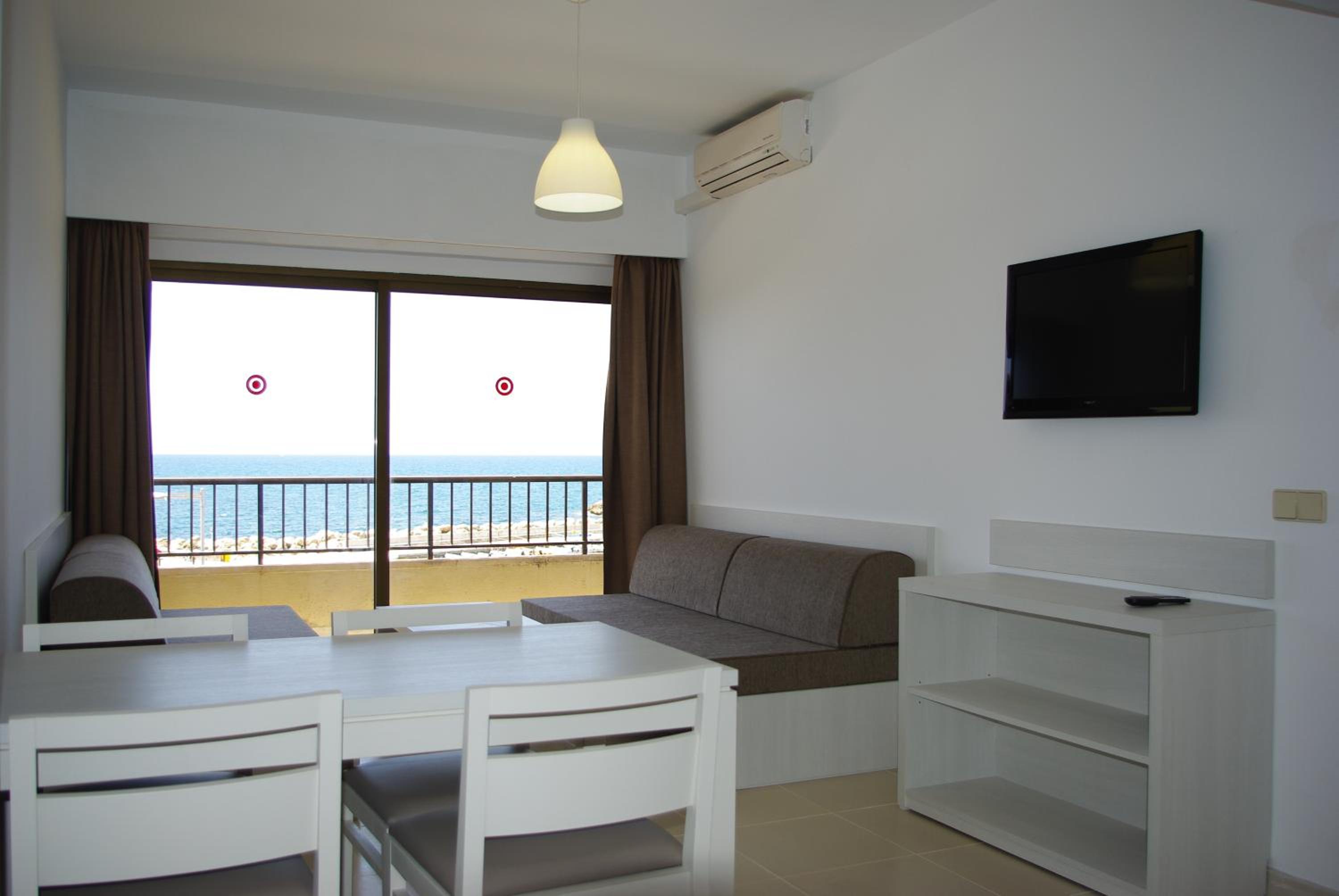Apartment with Sea View photo 3