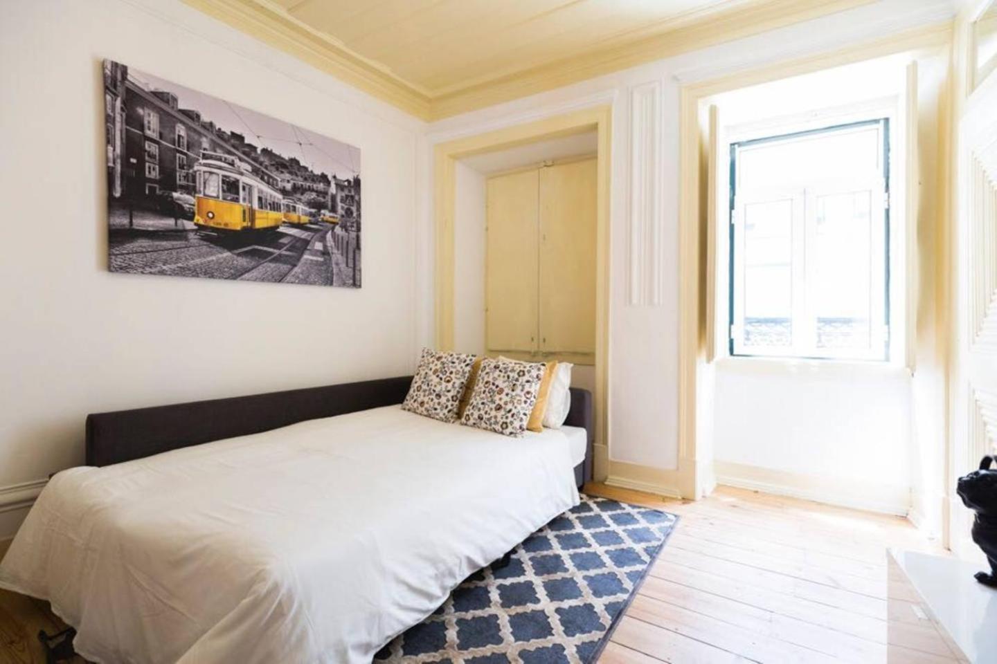 Two-Bedroom Apartment - Photo 1
