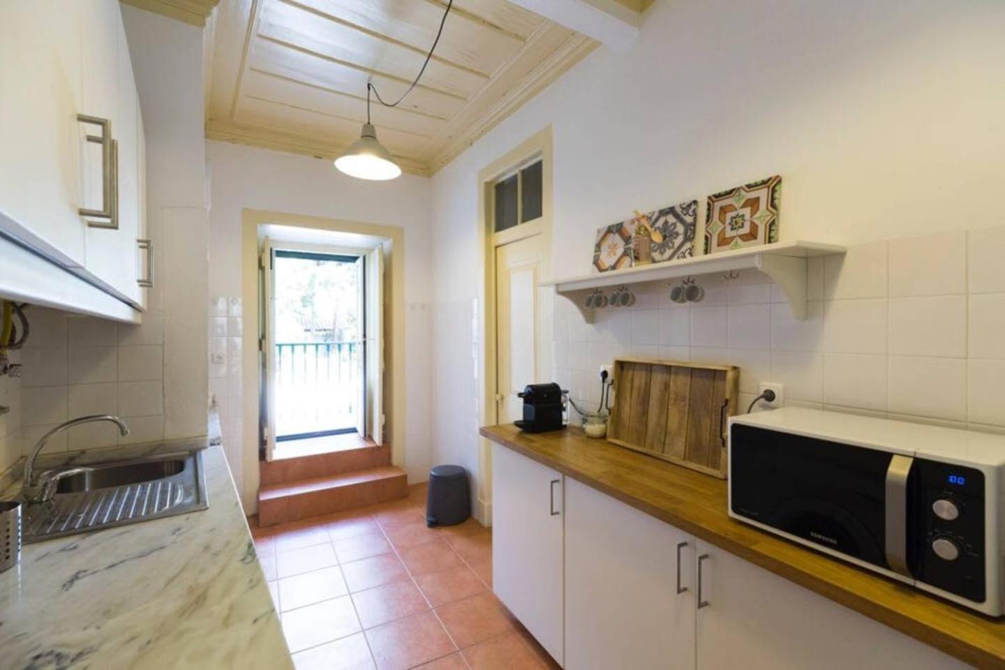 Two-Bedroom Apartment - Photo 10