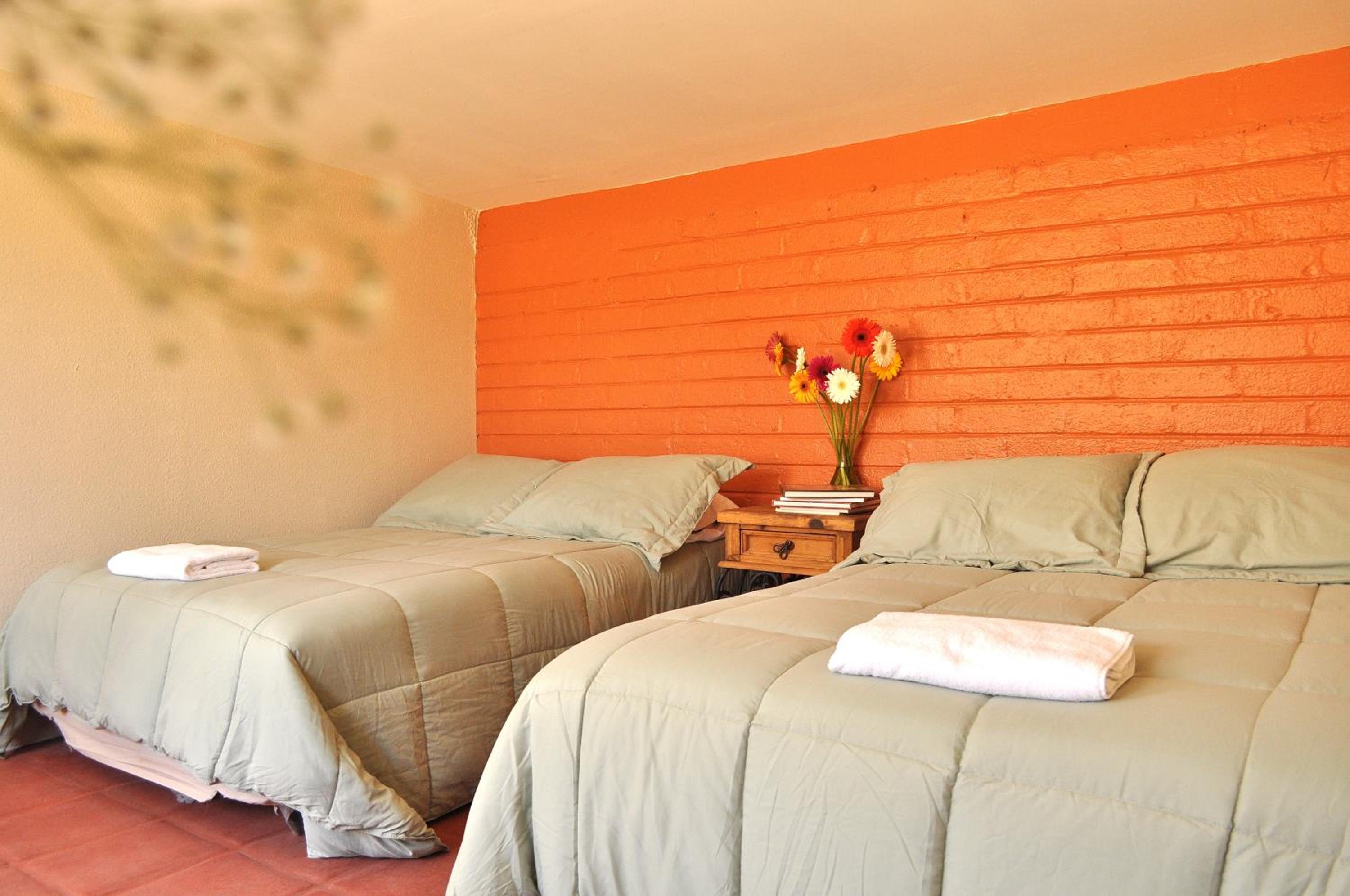 Double Room with Shared Bathroom photo 2
