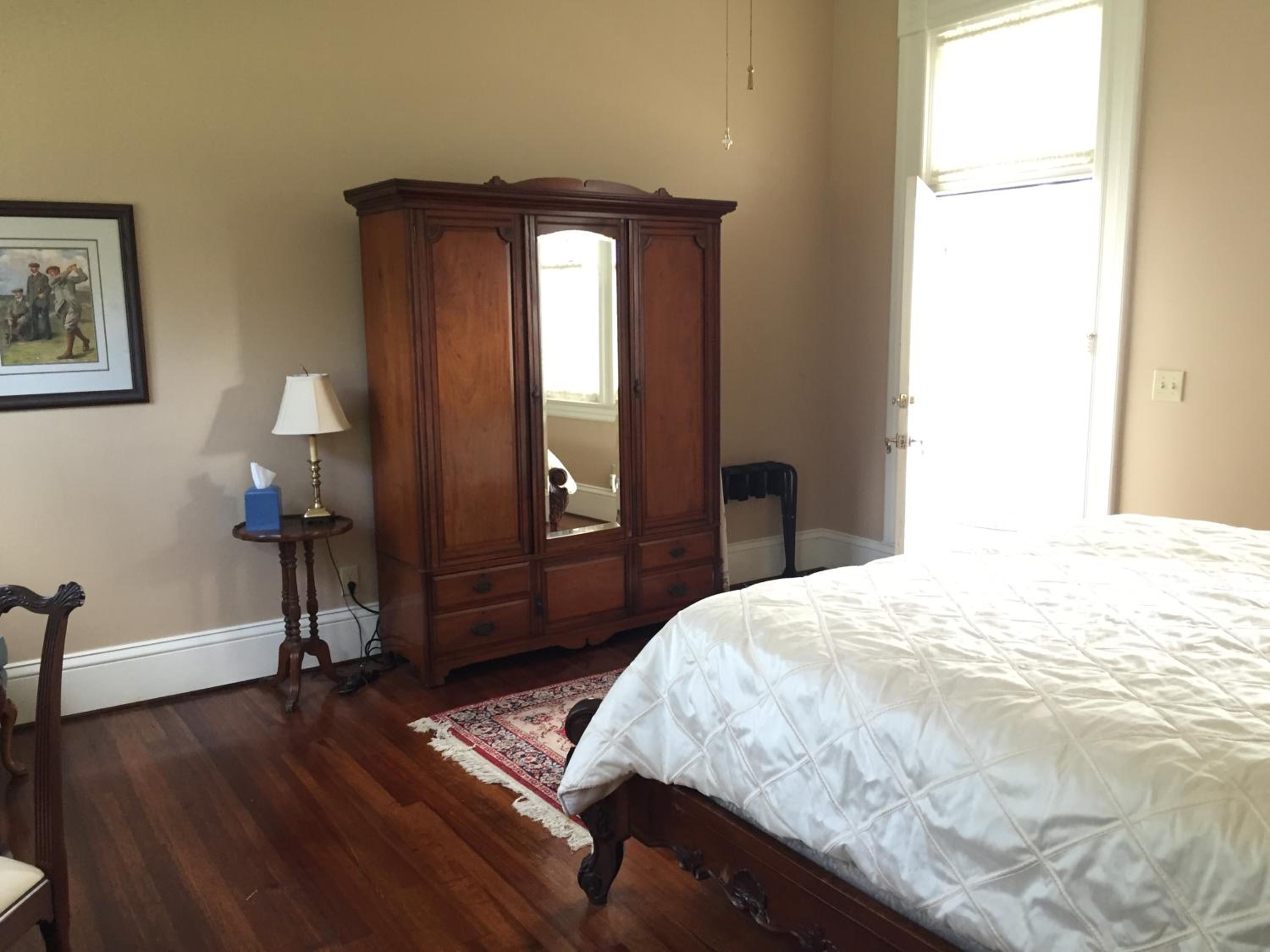 King Room - Disability Access - Photo 3