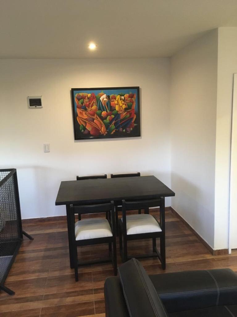 Apartment photo 2
