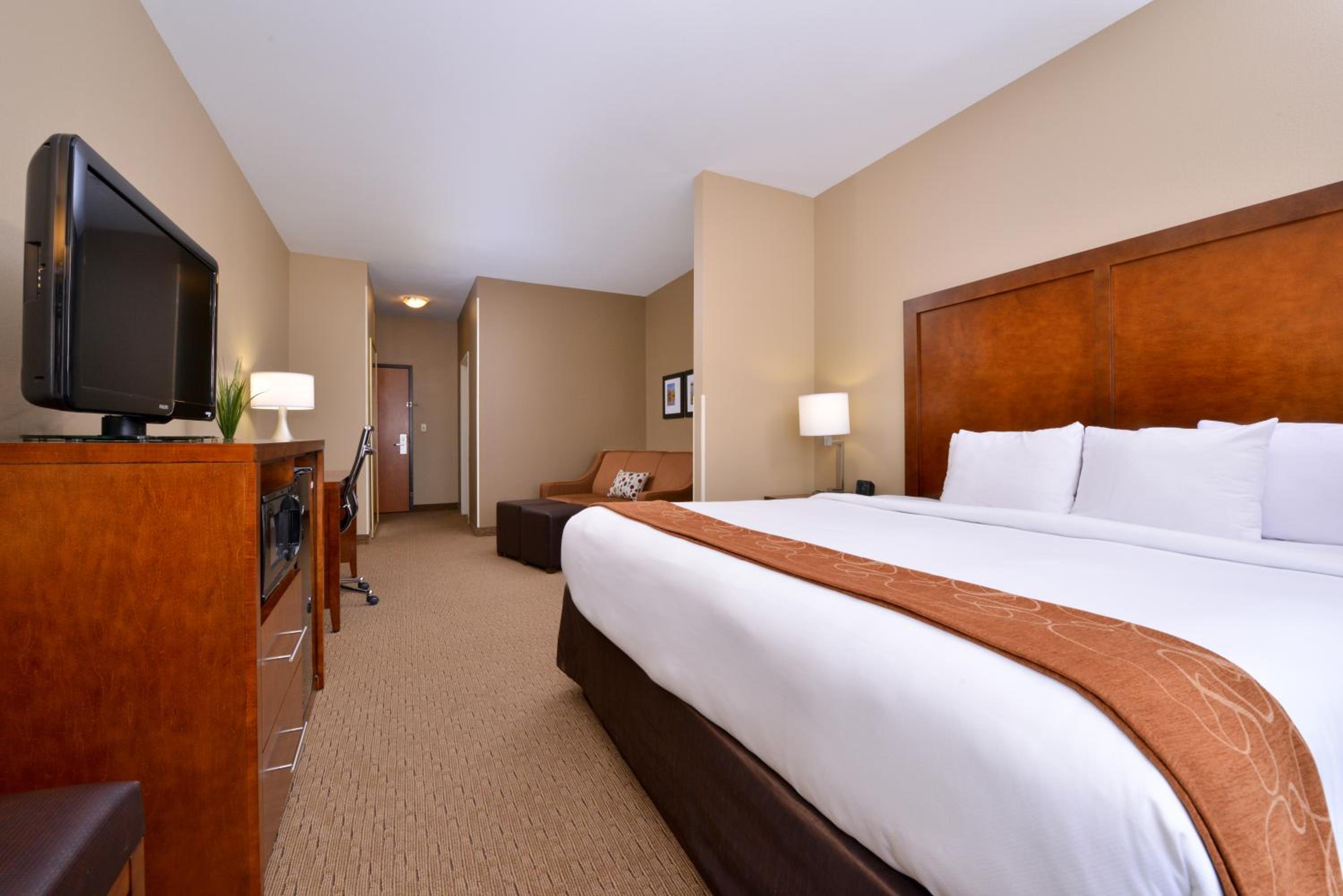 King Suite - Photo 1