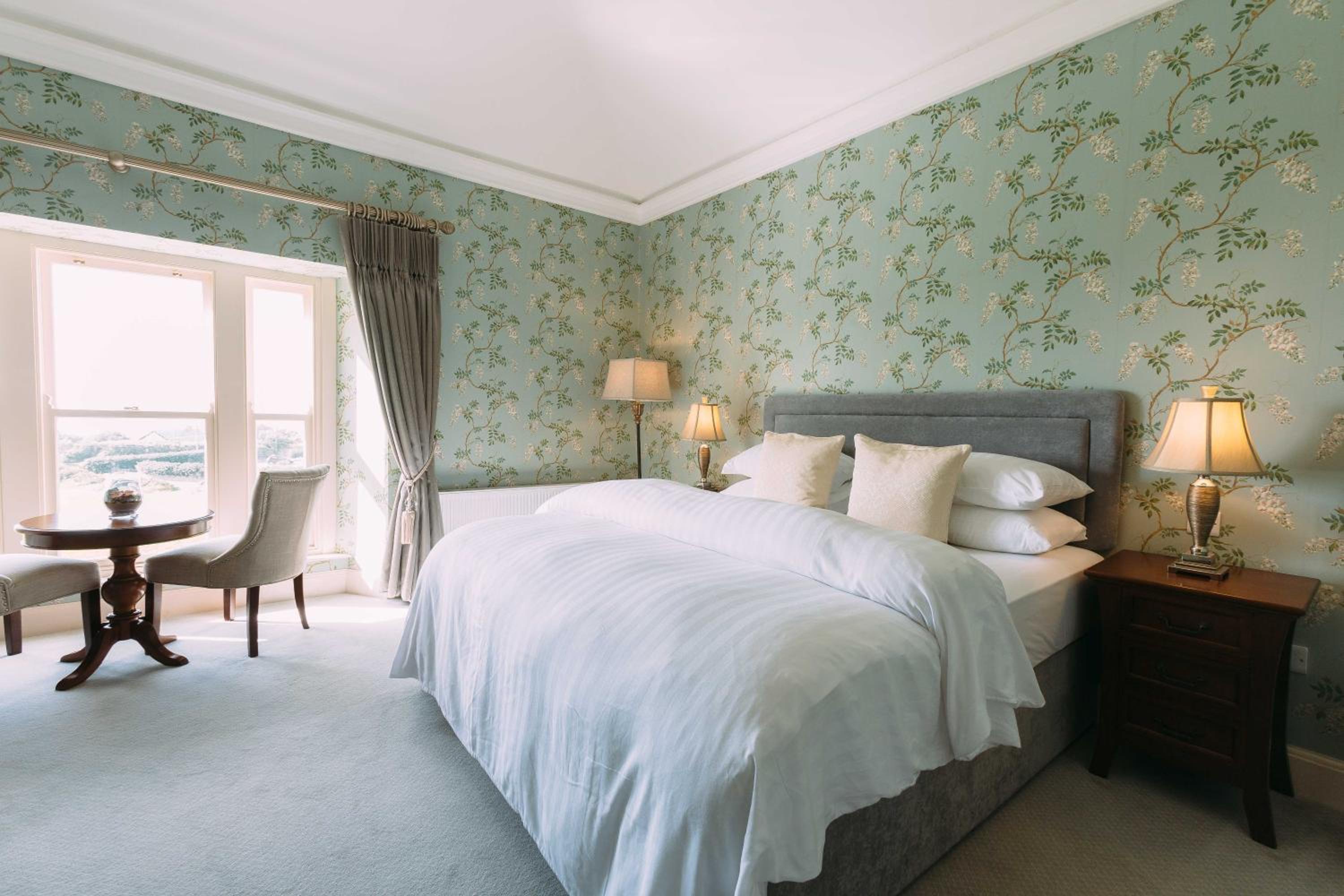 Sea View Suite 