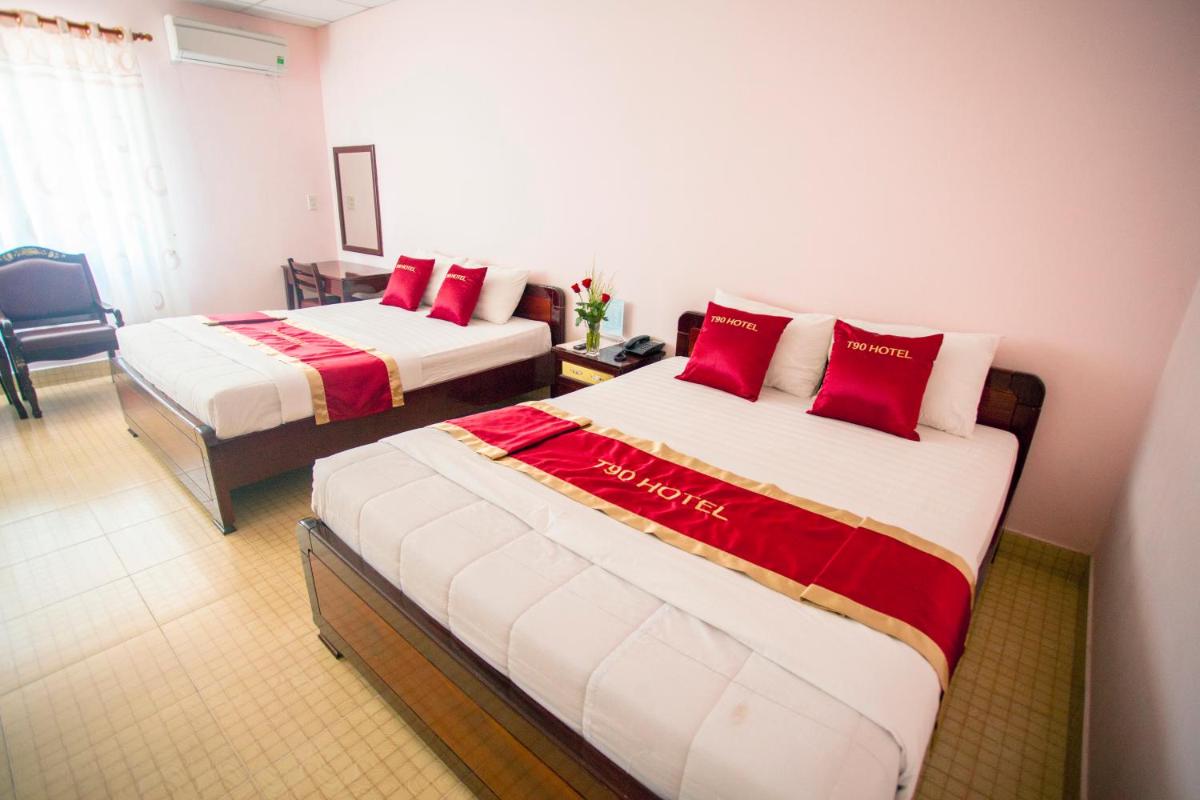 Standard Triple Room with Sea View