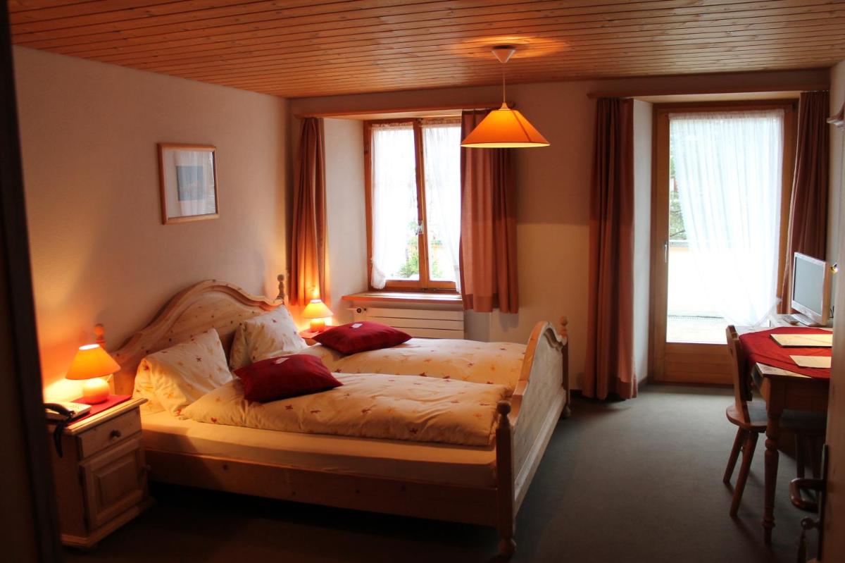 Double or Twin Room photo 3