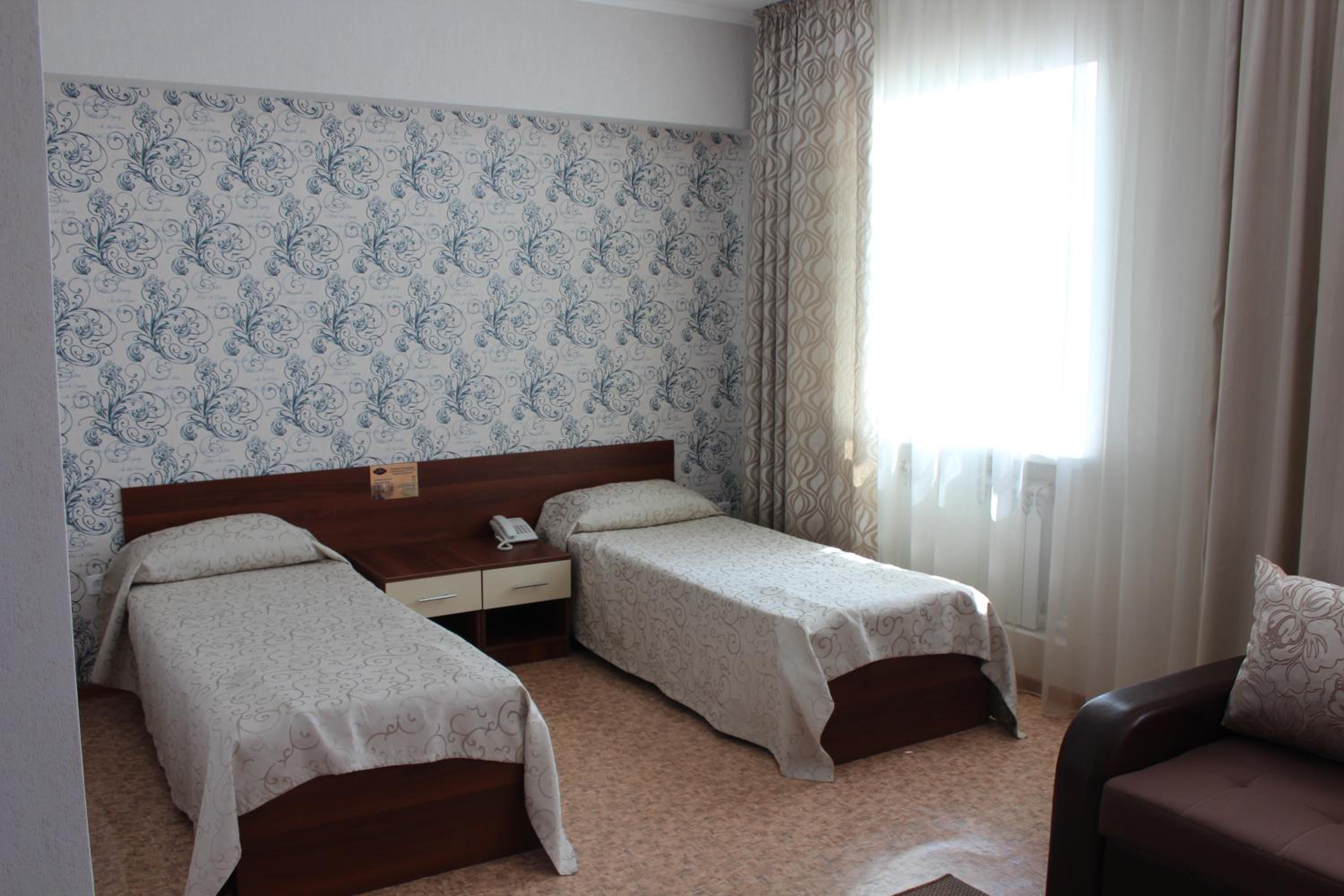 Standard Triple Room - Photo 5