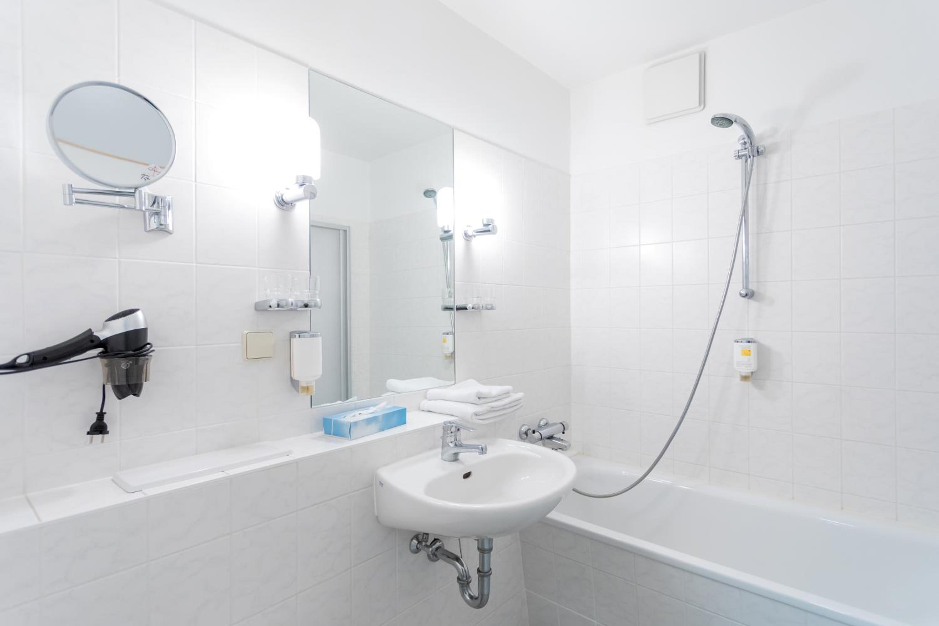 Single Room With Shower photo 3