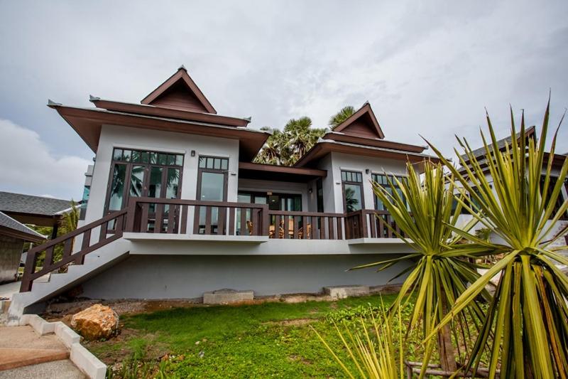 Two-Bedroom Villa photo 2