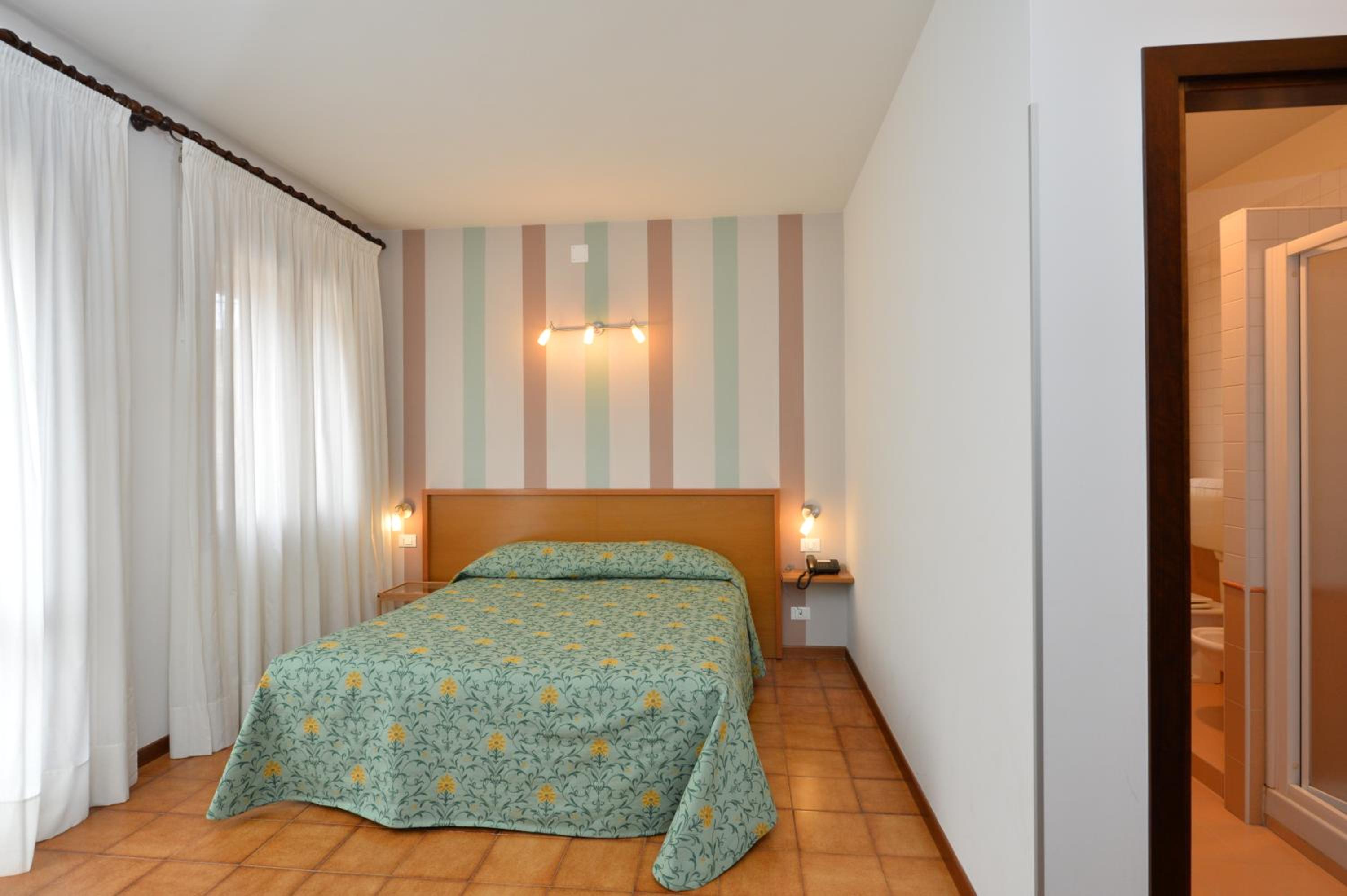 Economy Single Room photo 3