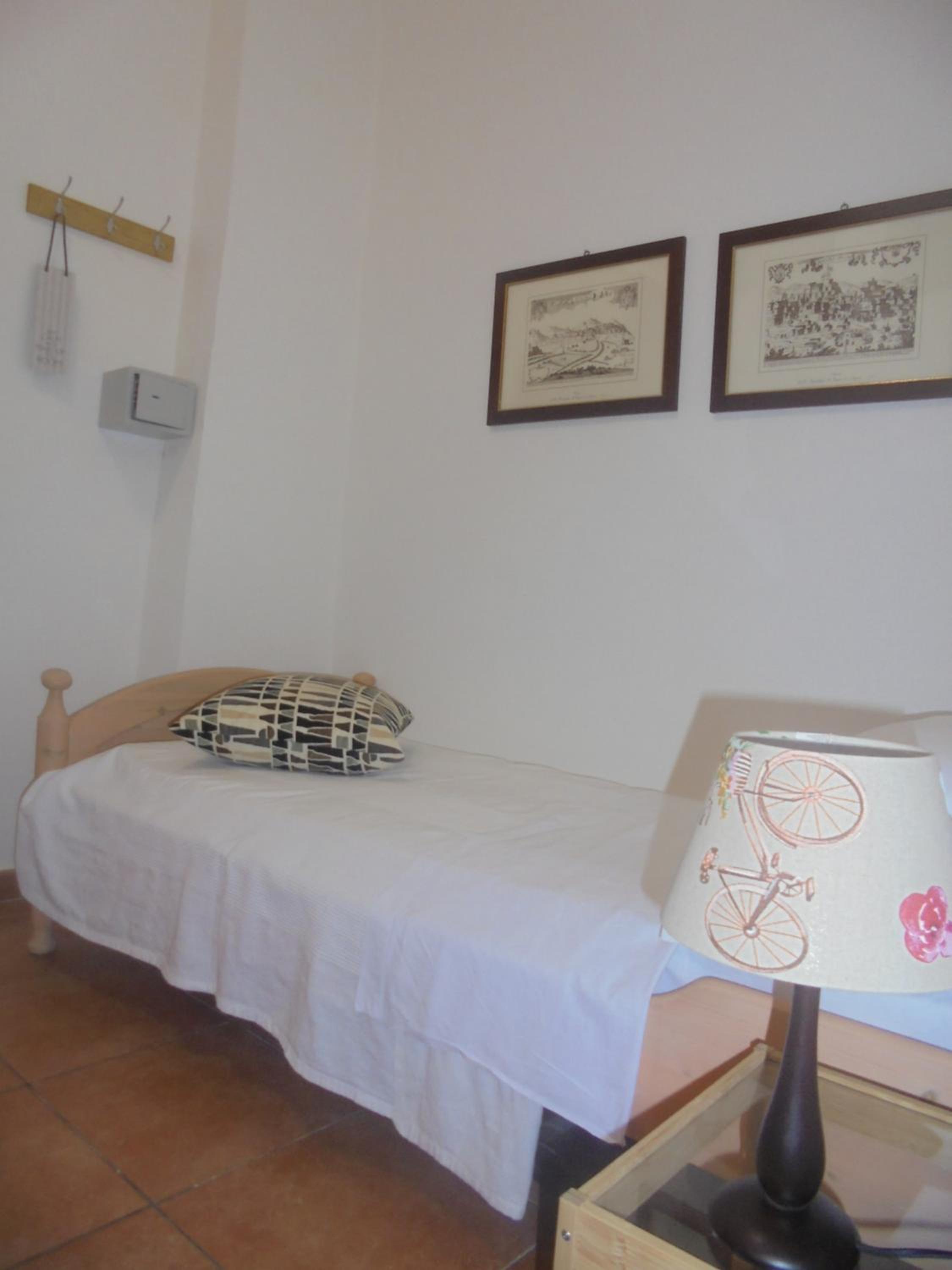 Small Single Room