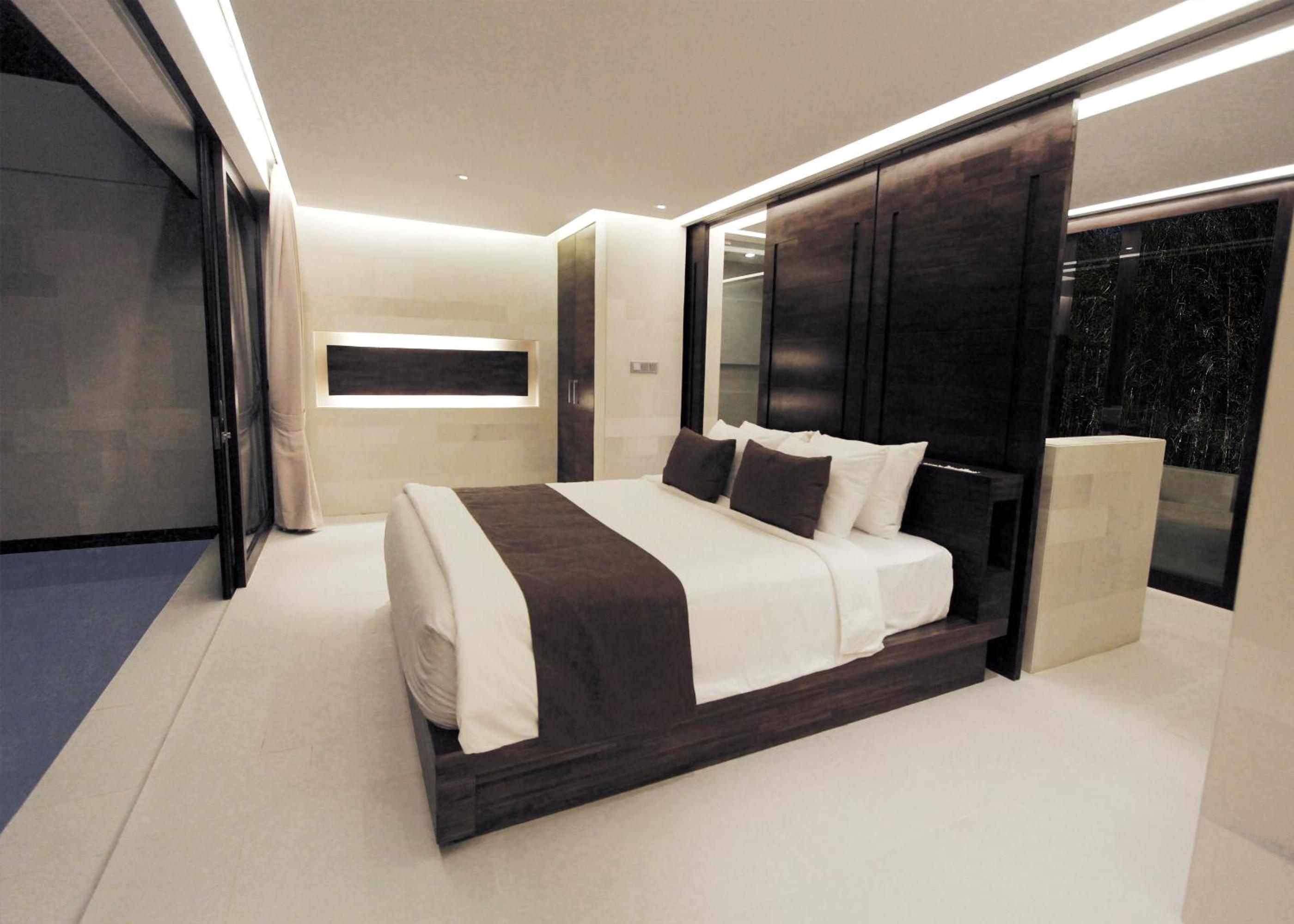 Waterfall One-Bedroom Villa with Private Pool thumbnail 6