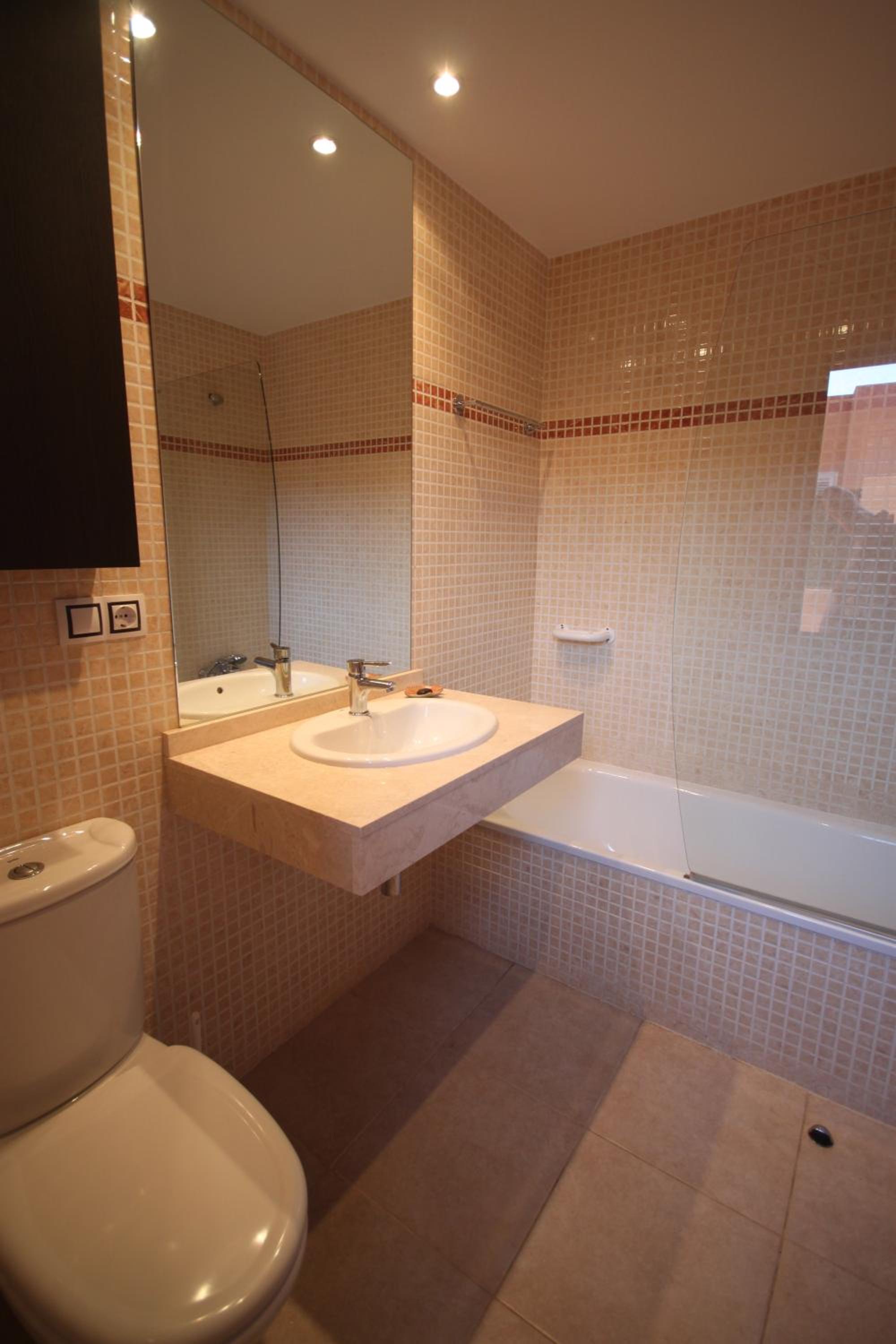 Three-Bedroom Villa photo 3